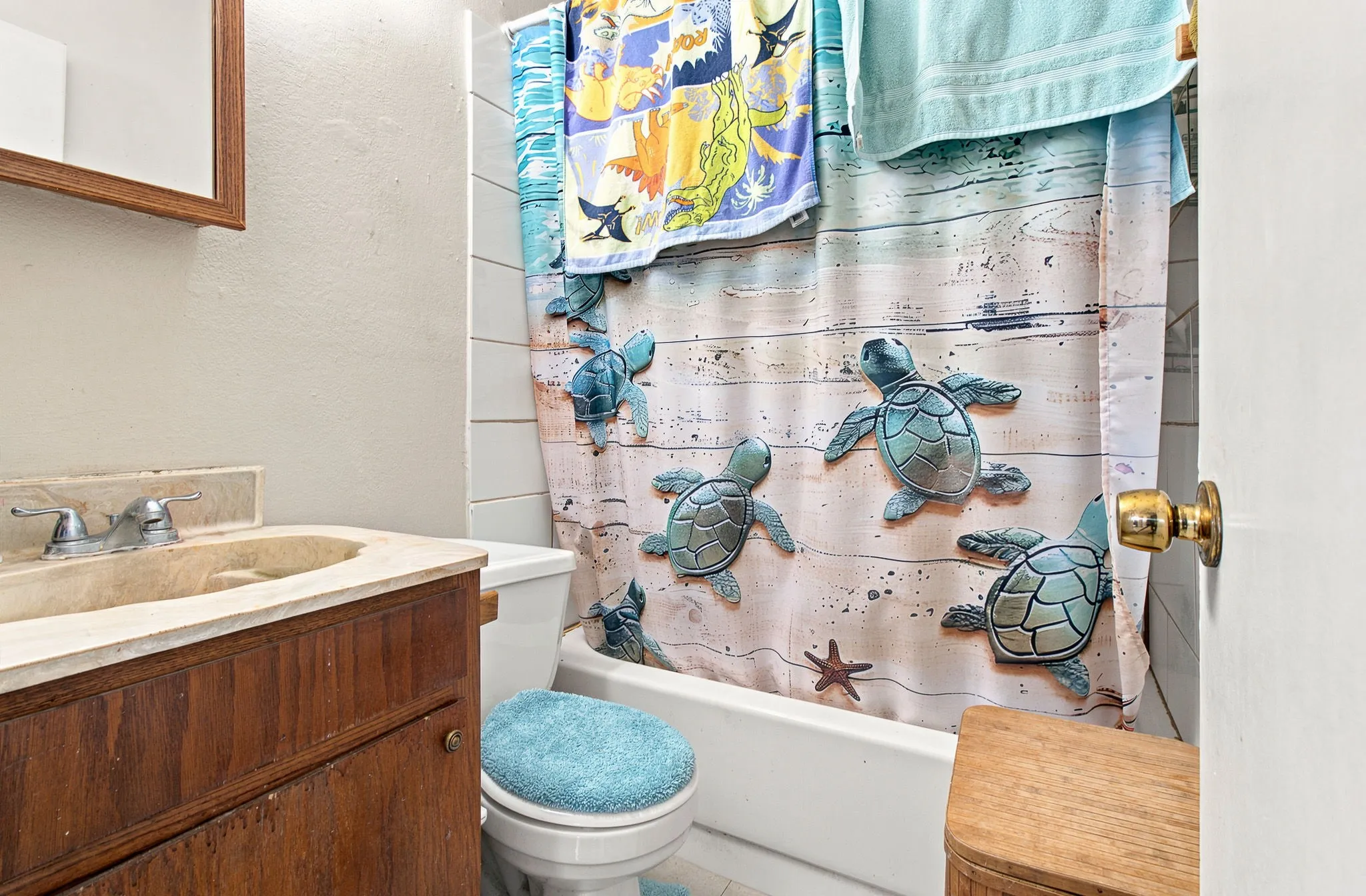 Single Family Residence For Sale in Tarrant County , 1525 Coral Cut Off, Pelican Bay, Texas 76020, 2 Bedroom, 1 Bathroom, 1 Garage spaces, 696 Sqft, built in 1984, Preowned, mls#21187241, Real Estate Agent in Pelican Bay, Homes For Sale in Tarrant county, Homes For Sale in Pelican Bay, Realtor in Pelican Bay Texas, Real Estate Brokerage Independent Realty Texas, Luminita Cordes Realtor