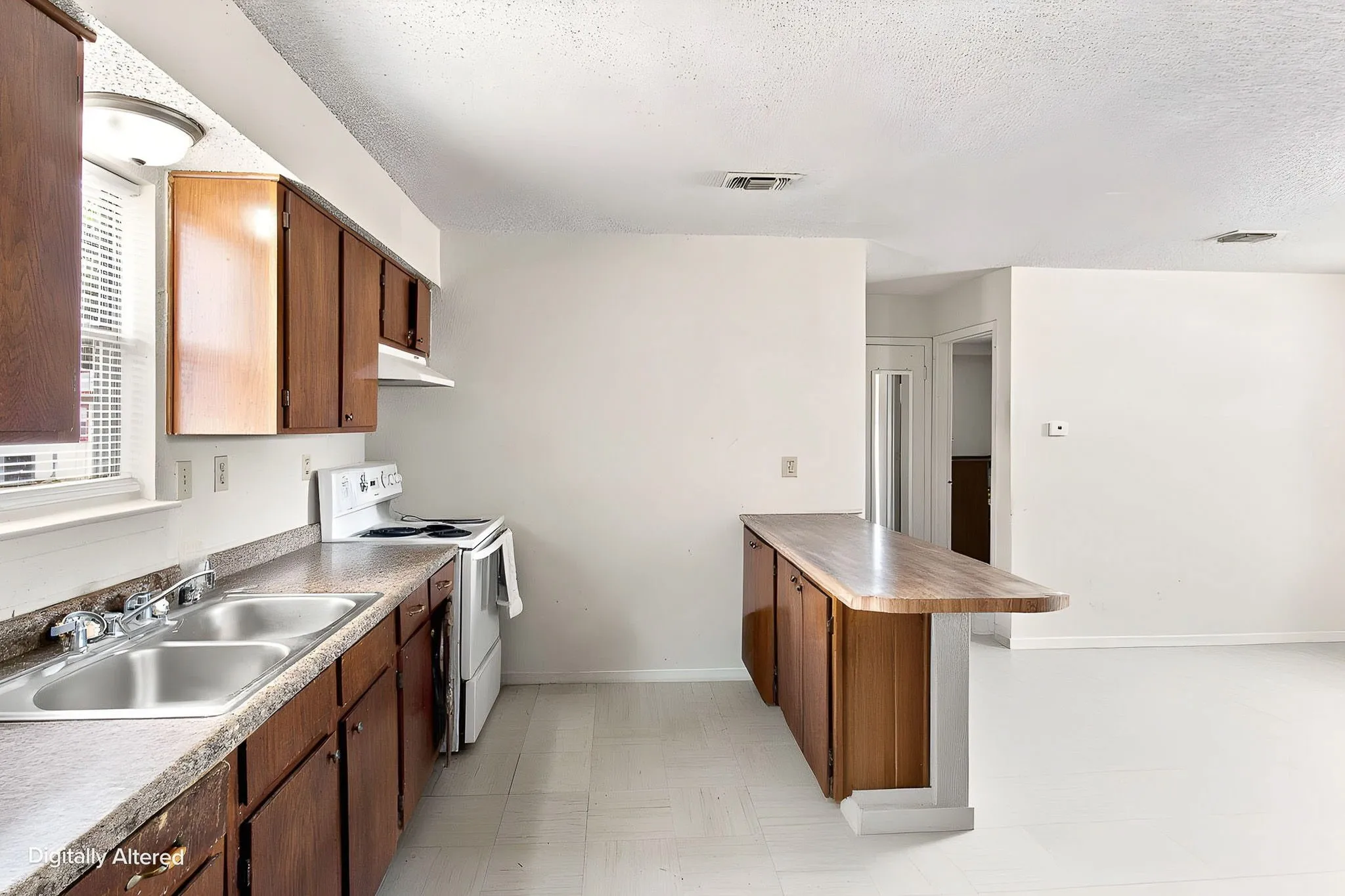 Single Family Residence For Sale in Tarrant County , 1525 Coral Cut Off, Pelican Bay, Texas 76020, 2 Bedroom, 1 Bathroom, 1 Garage spaces, 696 Sqft, built in 1984, Preowned, mls#21187241, Real Estate Agent in Pelican Bay, Homes For Sale in Tarrant county, Homes For Sale in Pelican Bay, Realtor in Pelican Bay Texas, Real Estate Brokerage Independent Realty Texas, Luminita Cordes Realtor