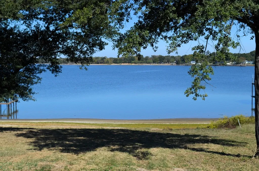 Unimproved Land For Sale in Kaufman County , 1540 Shoreline Drive, Mabank, Texas 75143, 0, 0, Garage spaces, 0 Sqft, built in 0, Price $309,000, mls#21188064, Real Estate Agent in Mabank, Homes For Sale in Kaufman county, Homes For Sale in Mabank, Realtor in Mabank Texas, Real Estate Brokerage Independent Realty Texas, Luminita Cordes Realtor