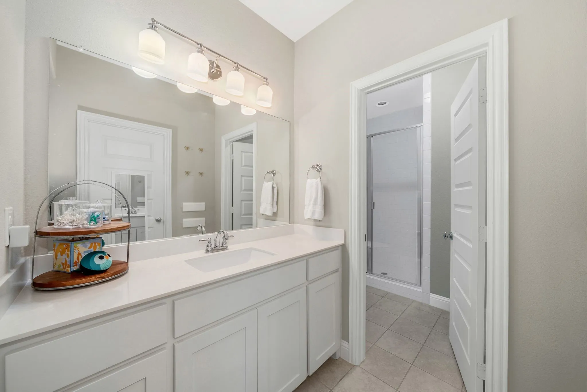 Single Family Residence For Sale in Collin County , 1107 S Sarah Street, Allen, Texas 75013, 4 Bedroom, 4 Bathroom, 3 Garage spaces, 4,010 Sqft, built in 2015, Preowned, mls#21184045, Real Estate Agent in Allen, Homes For Sale in Collin county, Homes For Sale in Allen, Realtor in Allen Texas, Real Estate Brokerage Independent Realty Texas, Luminita Cordes Realtor