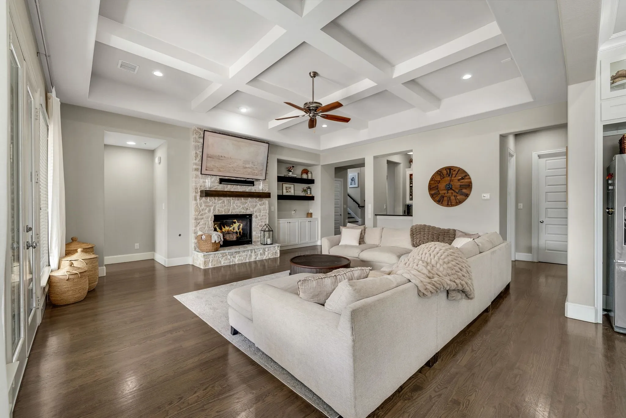Single Family Residence For Sale in Collin County , 1107 S Sarah Street, Allen, Texas 75013, 4 Bedroom, 4 Bathroom, 3 Garage spaces, 4,010 Sqft, built in 2015, Preowned, mls#21184045, Real Estate Agent in Allen, Homes For Sale in Collin county, Homes For Sale in Allen, Realtor in Allen Texas, Real Estate Brokerage Independent Realty Texas, Luminita Cordes Realtor