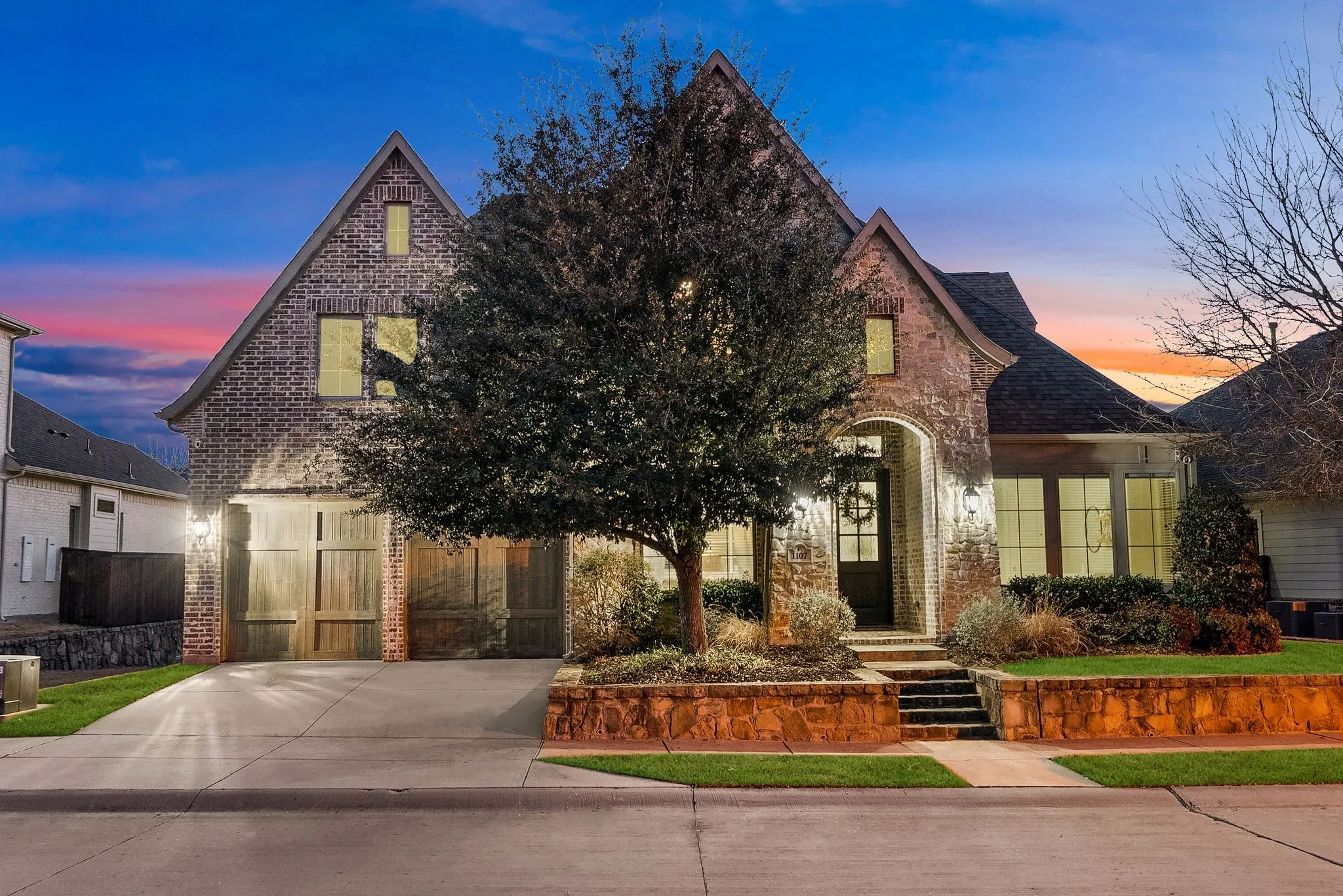 Single Family Residence For Sale in Collin County , 1107 S Sarah Street, Allen, Texas 75013, 4 Bedroom, 4 Bathroom, 3 Garage spaces, 4,010 Sqft, built in 2015, Preowned, mls#21184045, Real Estate Agent in Allen, Homes For Sale in Collin county, Homes For Sale in Allen, Realtor in Allen Texas, Real Estate Brokerage Independent Realty Texas, Luminita Cordes Realtor