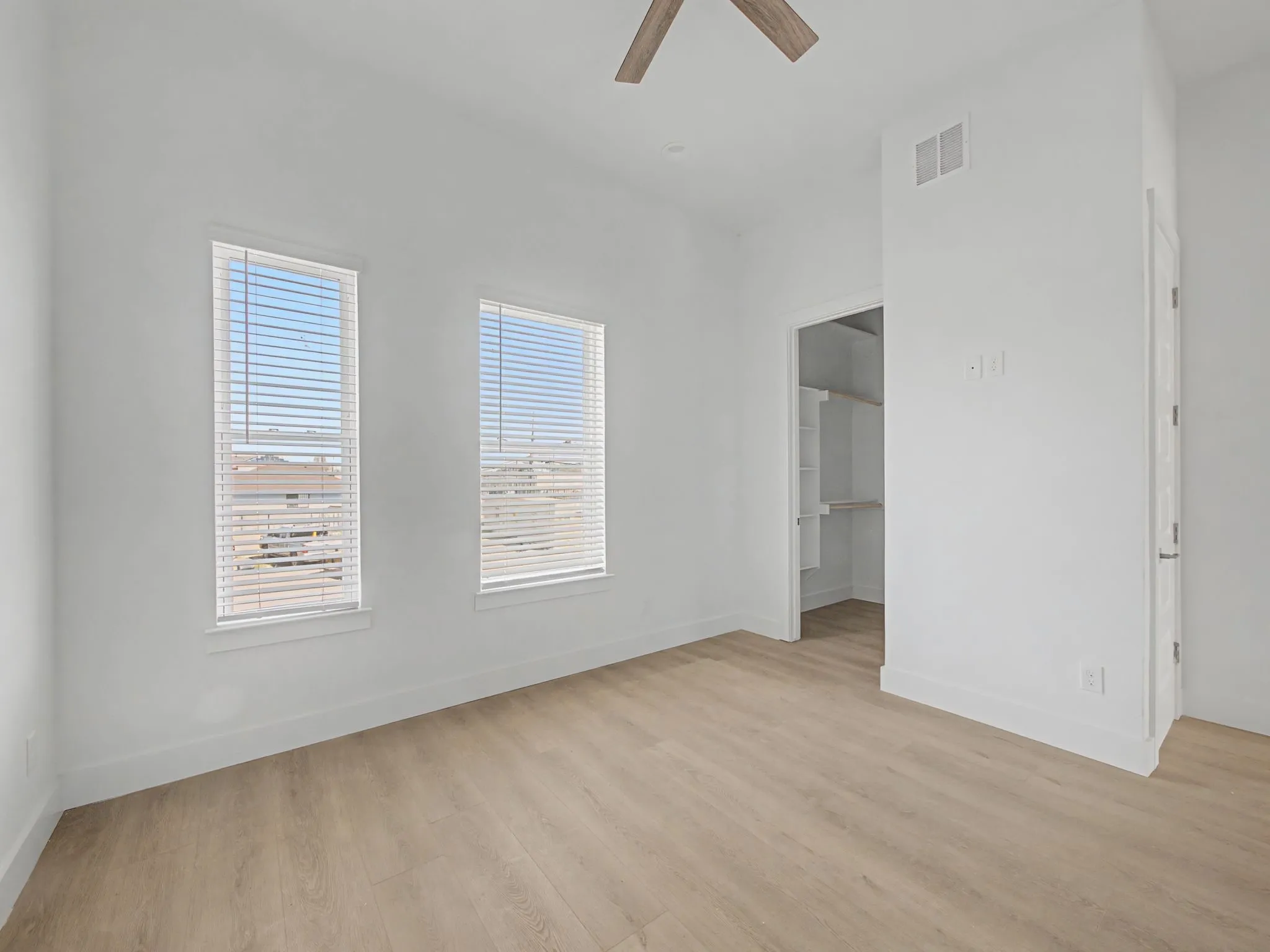 Townhouse For Rent in Dallas County , 2925 Spruce Valley Lane 302, Dallas, Texas 75233, 2 Bedroom, 2 Bathroom, 2 Garage spaces, 1,266 Sqft, built in 2026, New Construction - Incomplete, mls#21188076, Real Estate Agent in Dallas, Homes For Rent in Dallas county, Homes For Rent in Dallas, Realtor in Dallas Texas, Real Estate Brokerage Independent Realty Texas, Luminita Cordes Realtor