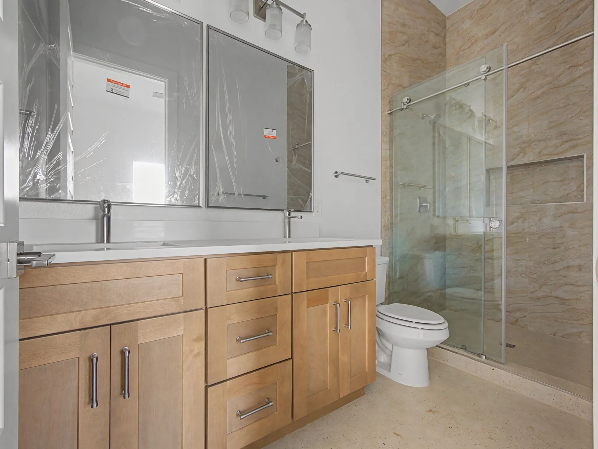 Townhouse For Rent in Dallas County , 2925 Spruce Valley Lane 302, Dallas, Texas 75233, 2 Bedroom, 2 Bathroom, 2 Garage spaces, 1,266 Sqft, built in 2026, New Construction - Incomplete, mls#21188076, Real Estate Agent in Dallas, Homes For Rent in Dallas county, Homes For Rent in Dallas, Realtor in Dallas Texas, Real Estate Brokerage Independent Realty Texas, Luminita Cordes Realtor