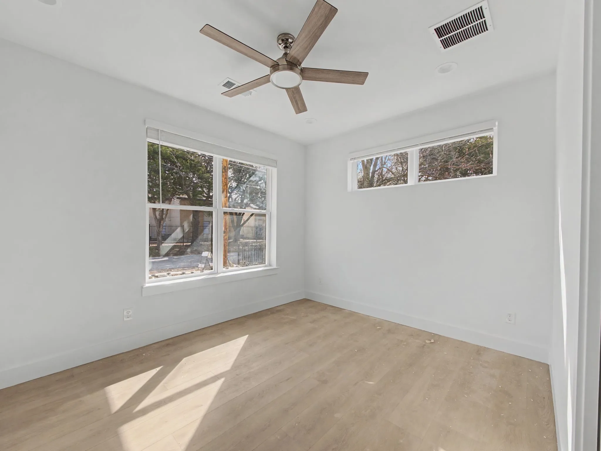 Townhouse For Rent in Dallas County , 2925 Spruce Valley Lane 302, Dallas, Texas 75233, 2 Bedroom, 2 Bathroom, 2 Garage spaces, 1,266 Sqft, built in 2026, New Construction - Incomplete, mls#21188076, Real Estate Agent in Dallas, Homes For Rent in Dallas county, Homes For Rent in Dallas, Realtor in Dallas Texas, Real Estate Brokerage Independent Realty Texas, Luminita Cordes Realtor