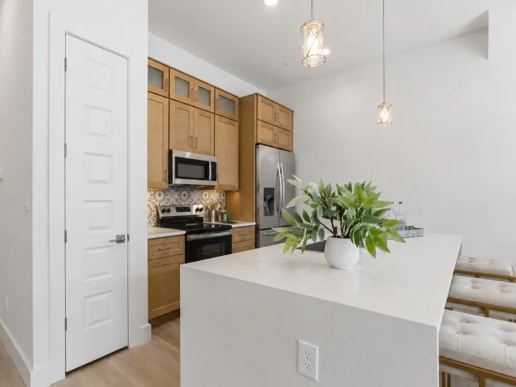 Townhouse For Rent in Dallas County , 2925 Spruce Valley Lane 302, Dallas, Texas 75233, 2 Bedroom, 2 Bathroom, 2 Garage spaces, 1,266 Sqft, built in 2026, New Construction - Incomplete, mls#21188076, Real Estate Agent in Dallas, Homes For Rent in Dallas county, Homes For Rent in Dallas, Realtor in Dallas Texas, Real Estate Brokerage Independent Realty Texas, Luminita Cordes Realtor