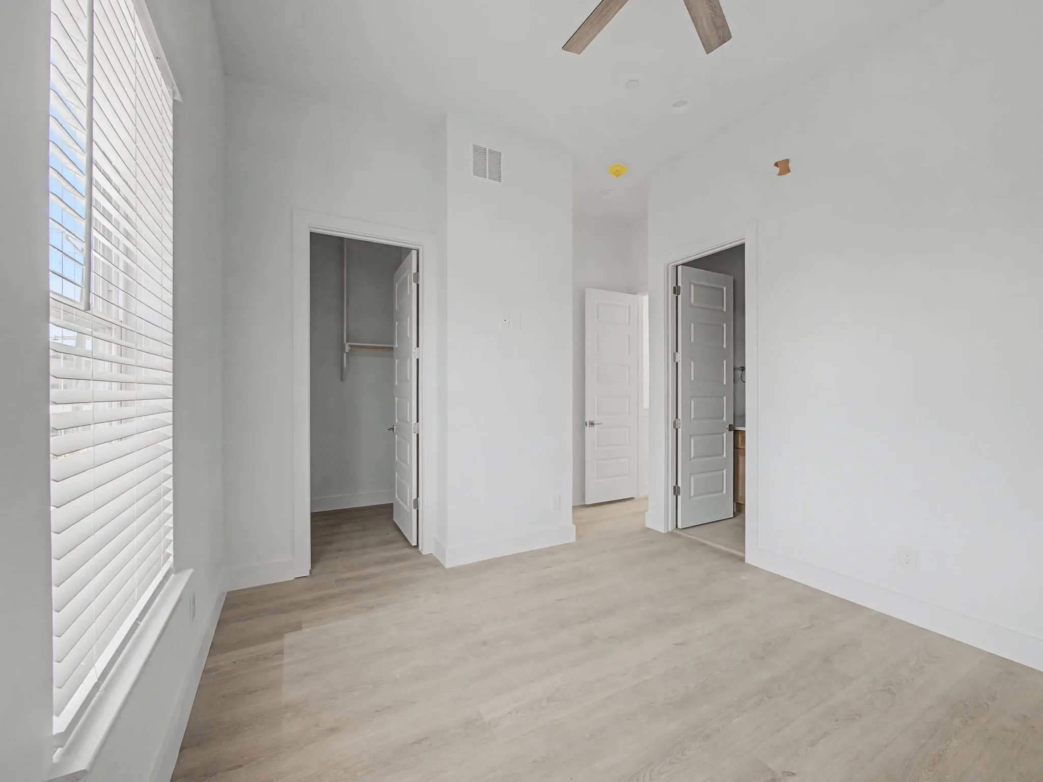 Townhouse For Rent in Dallas County , 2925 Spruce Valley Lane 302, Dallas, Texas 75233, 2 Bedroom, 2 Bathroom, 2 Garage spaces, 1,266 Sqft, built in 2026, New Construction - Incomplete, mls#21188076, Real Estate Agent in Dallas, Homes For Rent in Dallas county, Homes For Rent in Dallas, Realtor in Dallas Texas, Real Estate Brokerage Independent Realty Texas, Luminita Cordes Realtor