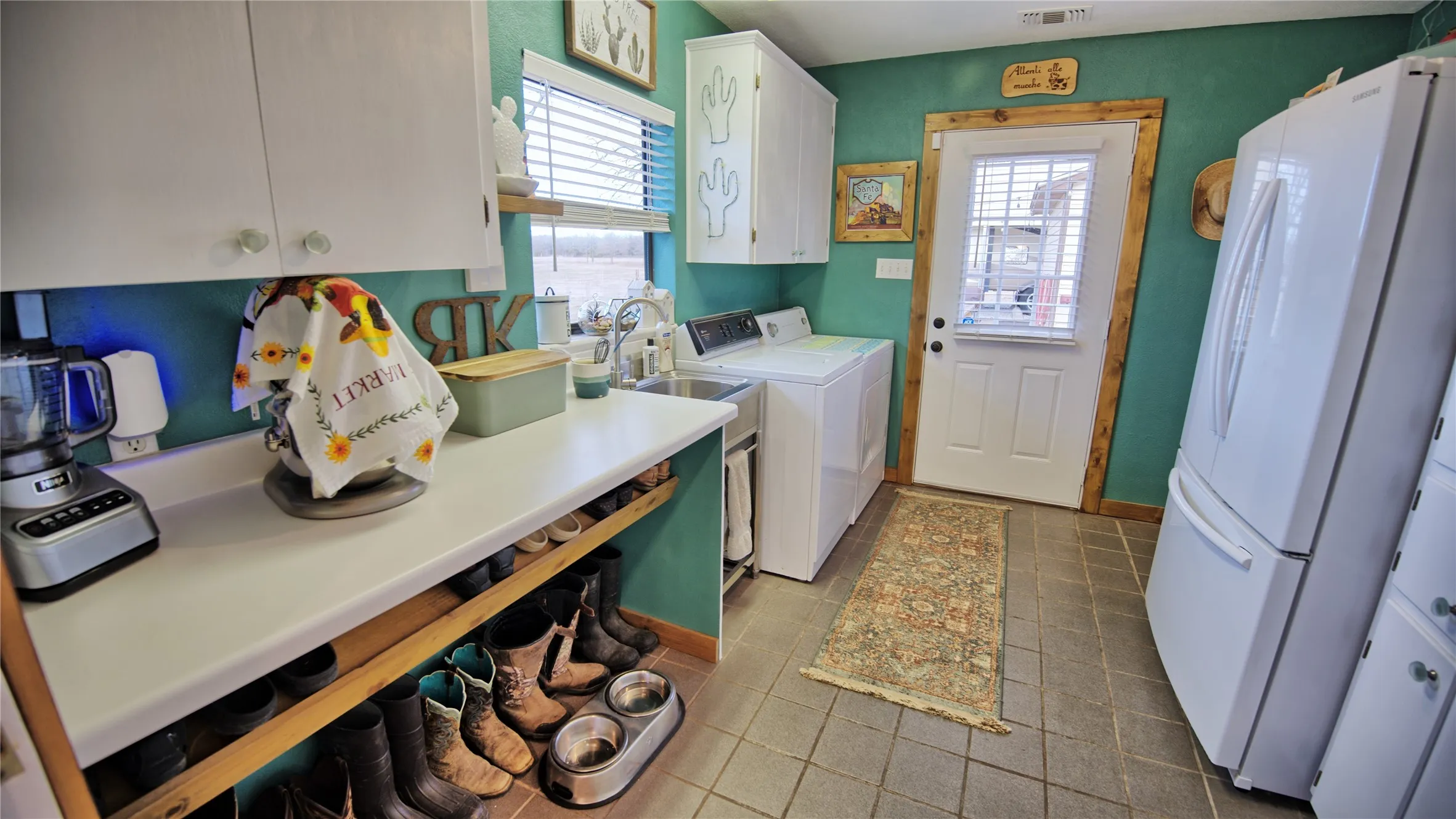 Farm For Sale in Montague County , 858 Ford Road, Bowie, Texas 76230, 3 Bedroom, 2 Bathroom, 3 Garage spaces, 1,706 Sqft, built in 1972, Price $1,595,000, mls#21188189, Real Estate Agent in Bowie, Homes For Sale in Montague county, Homes For Sale in Bowie, Realtor in Bowie Texas, Real Estate Brokerage Independent Realty Texas, Luminita Cordes Realtor