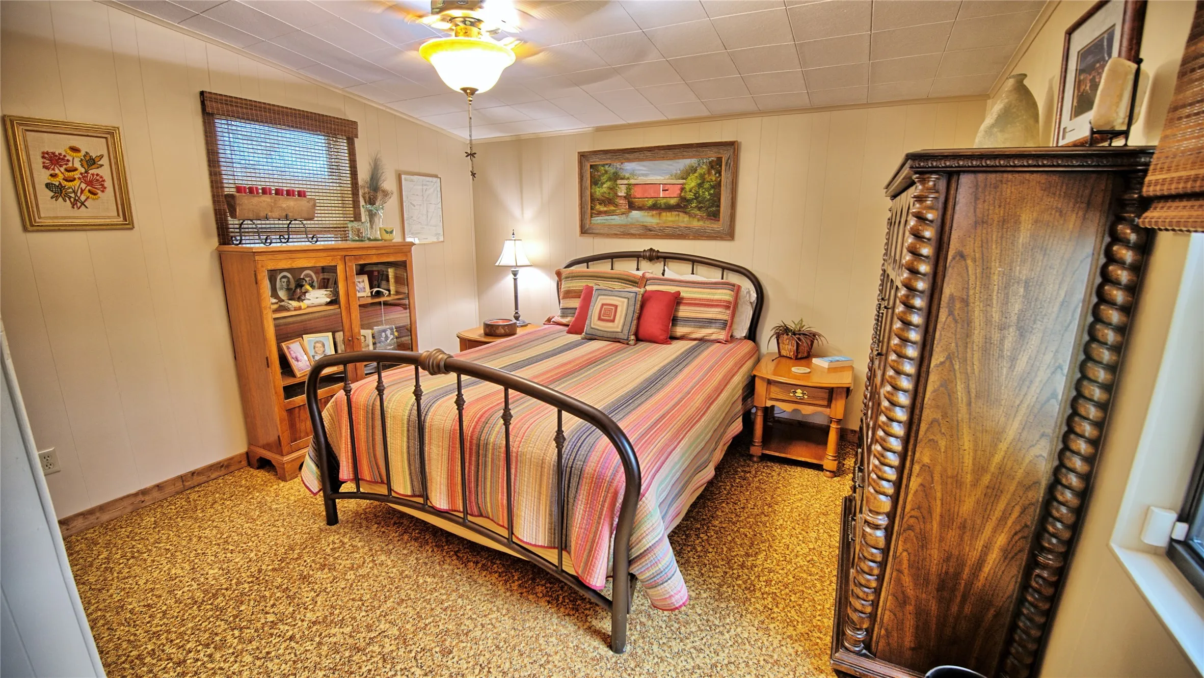 Farm For Sale in Montague County , 858 Ford Road, Bowie, Texas 76230, 3 Bedroom, 2 Bathroom, 3 Garage spaces, 1,706 Sqft, built in 1972, Price $1,595,000, mls#21188189, Real Estate Agent in Bowie, Homes For Sale in Montague county, Homes For Sale in Bowie, Realtor in Bowie Texas, Real Estate Brokerage Independent Realty Texas, Luminita Cordes Realtor