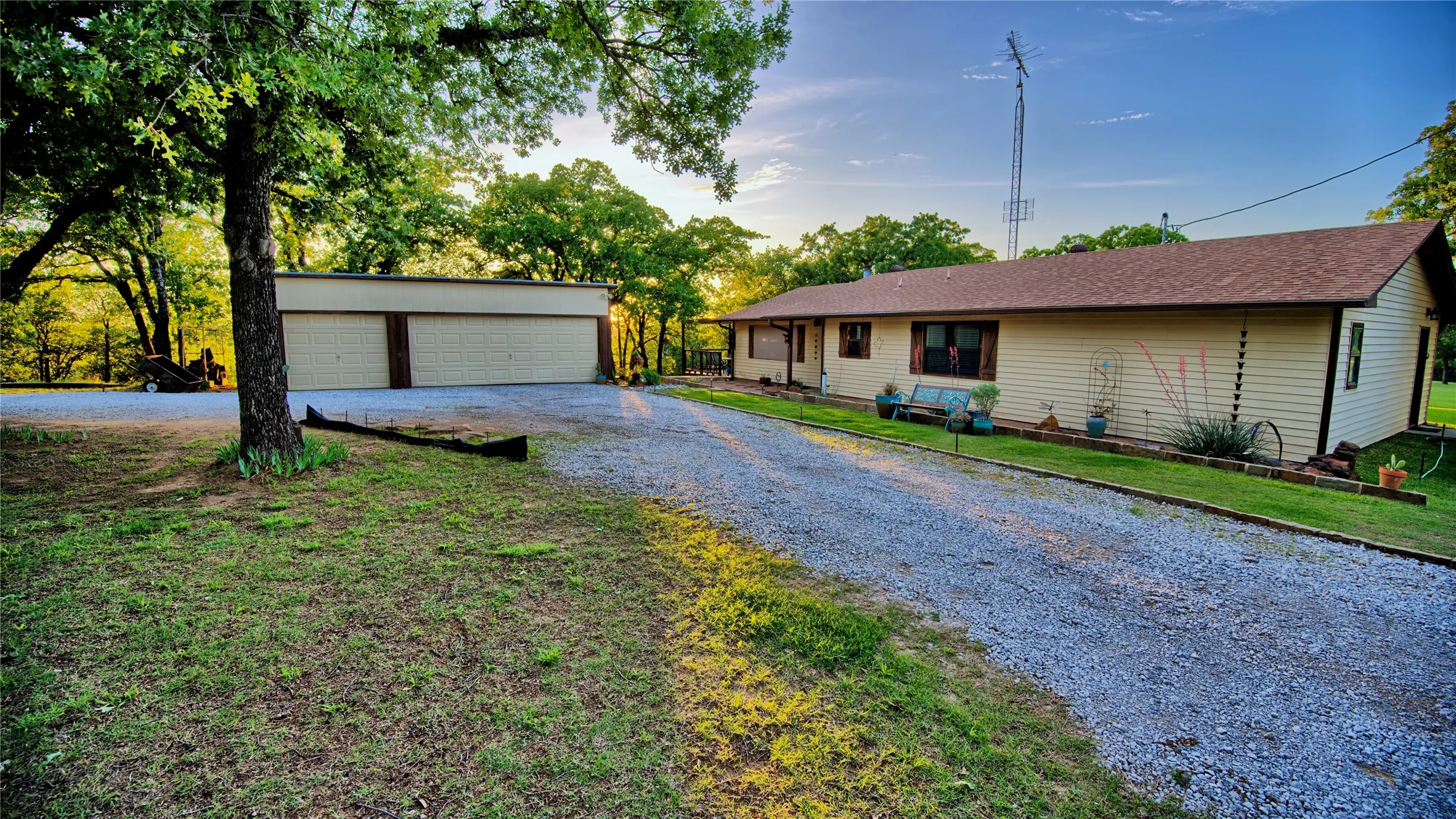 Farm For Sale in Montague County , 858 Ford Road, Bowie, Texas 76230, 3 Bedroom, 2 Bathroom, 3 Garage spaces, 1,706 Sqft, built in 1972, Price $1,595,000, mls#21188189, Real Estate Agent in Bowie, Homes For Sale in Montague county, Homes For Sale in Bowie, Realtor in Bowie Texas, Real Estate Brokerage Independent Realty Texas, Luminita Cordes Realtor