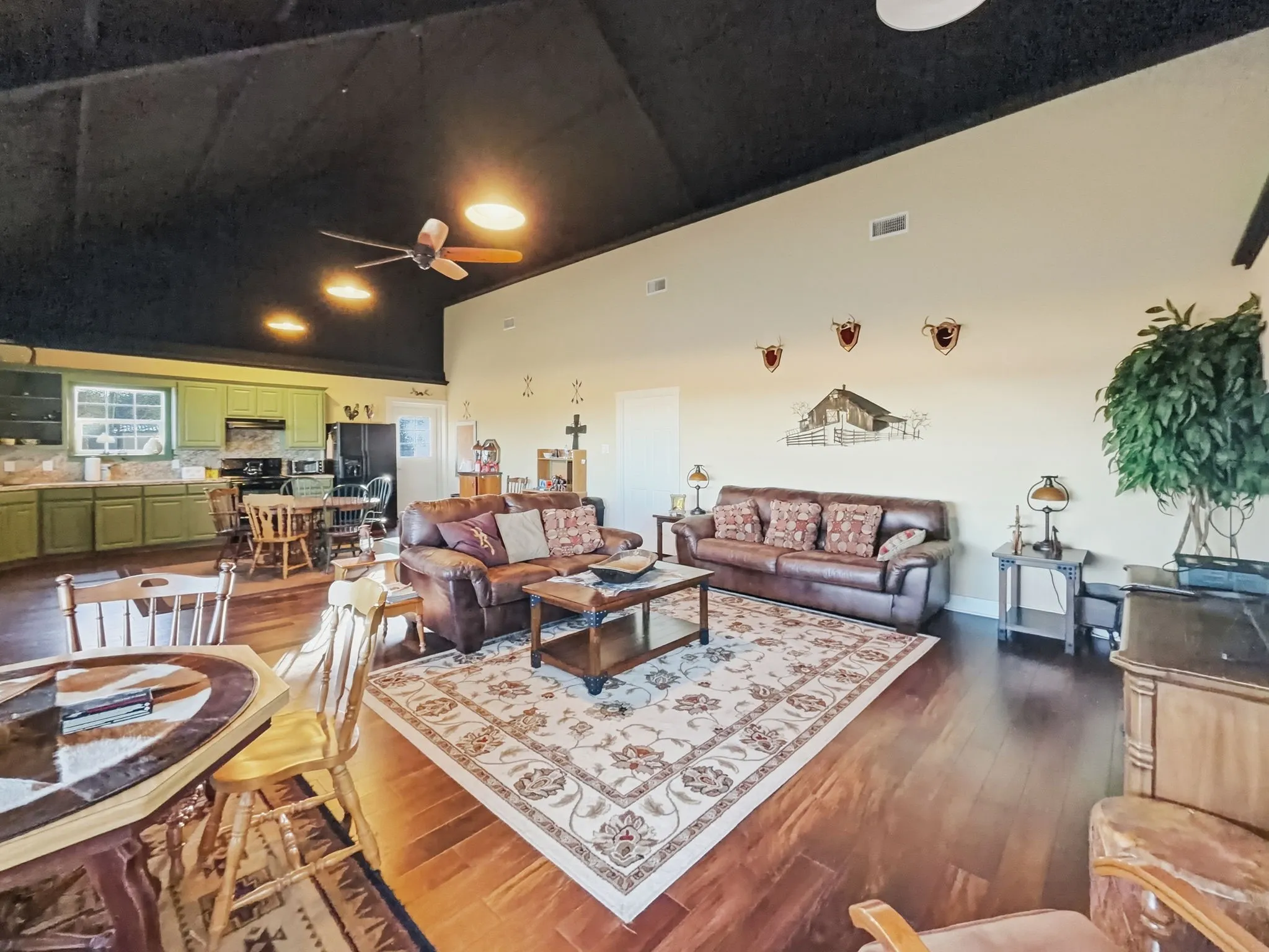 Farm For Sale in Hamilton County , TBD County Road 310, Jonesboro, Texas 76585, 2 Bedrooms, 1 Bathroom, Garage spaces, 1,225 Sqft, built in 2013, Price $850,000, mls#21188090, Real Estate Agent in Jonesboro, Homes For Sale in Hamilton county, Homes For Sale in Jonesboro, Realtor in Jonesboro Texas, Real Estate Brokerage Independent Realty Texas, Luminita Cordes Realtor