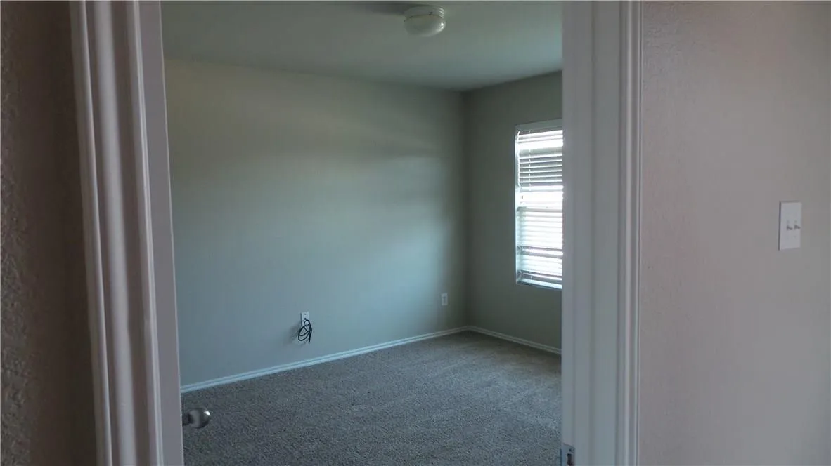 Single Family Residence For Rent in Rockwall County , 524 Timberhaven Trail, Royse City, Texas 75189, 3 Bedroom, 2 Bathroom, 2 Garage spaces, 1,693 Sqft, built in 2006, mls#21188160, Real Estate Agent in Royse City, Homes For Rent in Rockwall county, Homes For Rent in Royse City, Realtor in Royse City Texas, Real Estate Brokerage Independent Realty Texas, Luminita Cordes Realtor