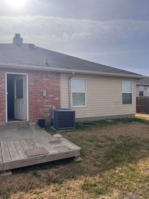 Single Family Residence For Rent in Rockwall County , 524 Timberhaven Trail, Royse City, Texas 75189, 3 Bedroom, 2 Bathroom, 2 Garage spaces, 1,693 Sqft, built in 2006, mls#21188160, Real Estate Agent in Royse City, Homes For Rent in Rockwall county, Homes For Rent in Royse City, Realtor in Royse City Texas, Real Estate Brokerage Independent Realty Texas, Luminita Cordes Realtor