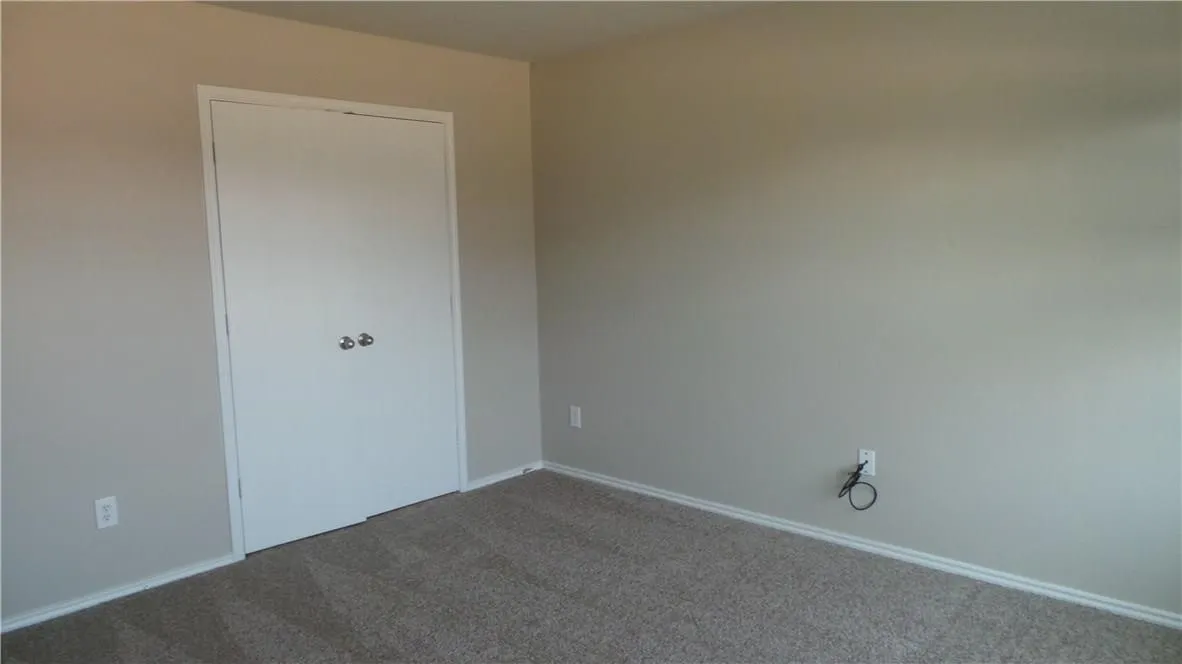 Single Family Residence For Rent in Rockwall County , 524 Timberhaven Trail, Royse City, Texas 75189, 3 Bedroom, 2 Bathroom, 2 Garage spaces, 1,693 Sqft, built in 2006, mls#21188160, Real Estate Agent in Royse City, Homes For Rent in Rockwall county, Homes For Rent in Royse City, Realtor in Royse City Texas, Real Estate Brokerage Independent Realty Texas, Luminita Cordes Realtor