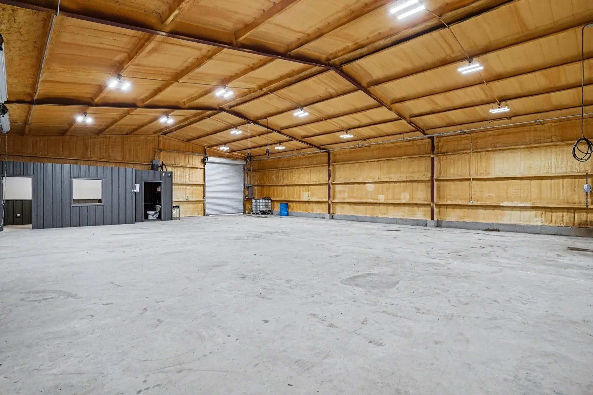 Business For Sale in Bosque County , 102 Short Street, Meridian, Texas 76665, 0, 0, Garage spaces, 0 Sqft, built in 2023, mls#21188351, Real Estate Agent in Meridian, Homes For Sale in Bosque county, Homes For Sale in Meridian, Realtor in Meridian Texas, Real Estate Brokerage Independent Realty Texas, Luminita Cordes Realtor
