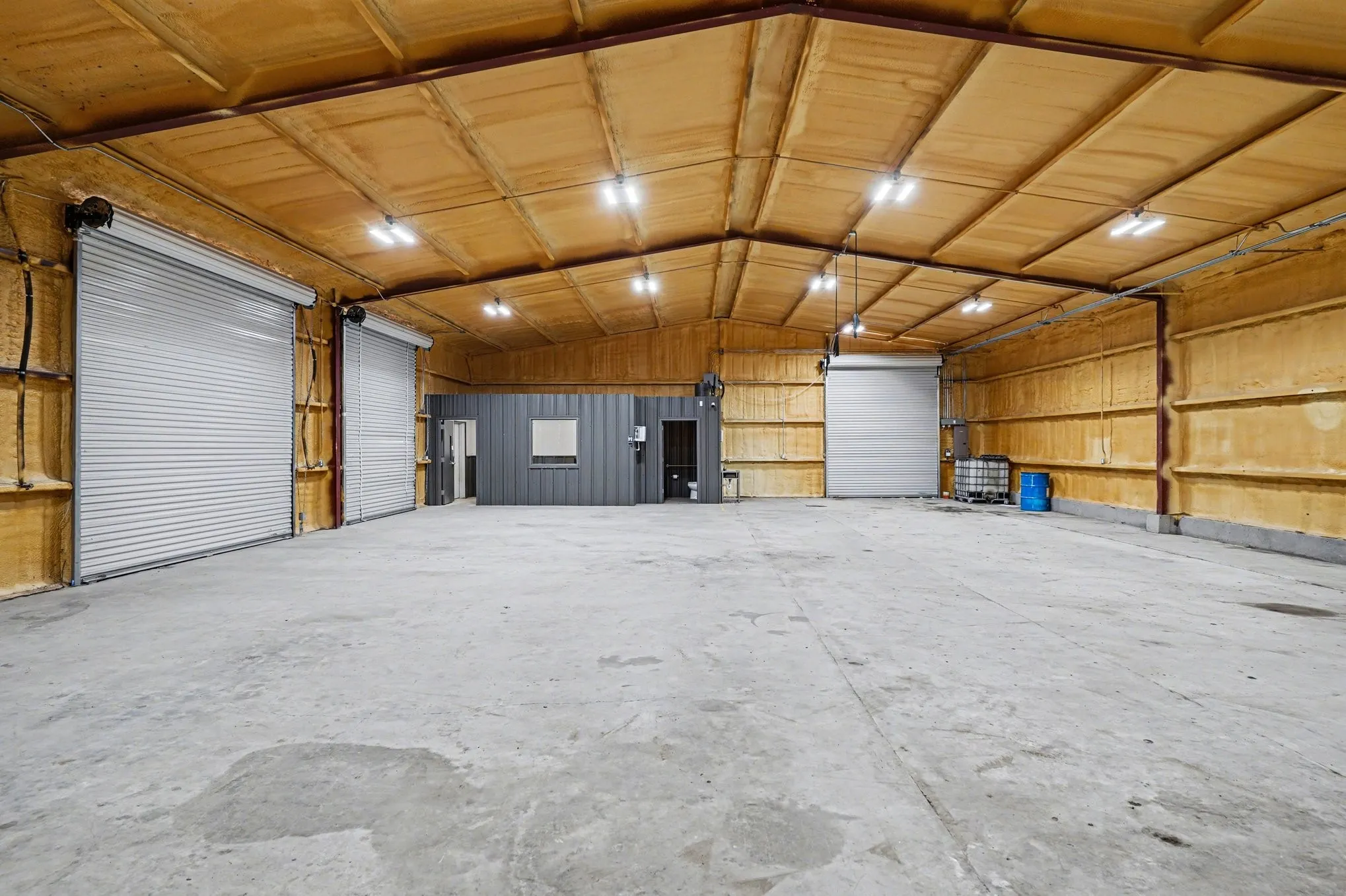 Business For Sale in Bosque County , 102 Short Street, Meridian, Texas 76665, 0, 0, Garage spaces, 0 Sqft, built in 2023, mls#21188351, Real Estate Agent in Meridian, Homes For Sale in Bosque county, Homes For Sale in Meridian, Realtor in Meridian Texas, Real Estate Brokerage Independent Realty Texas, Luminita Cordes Realtor