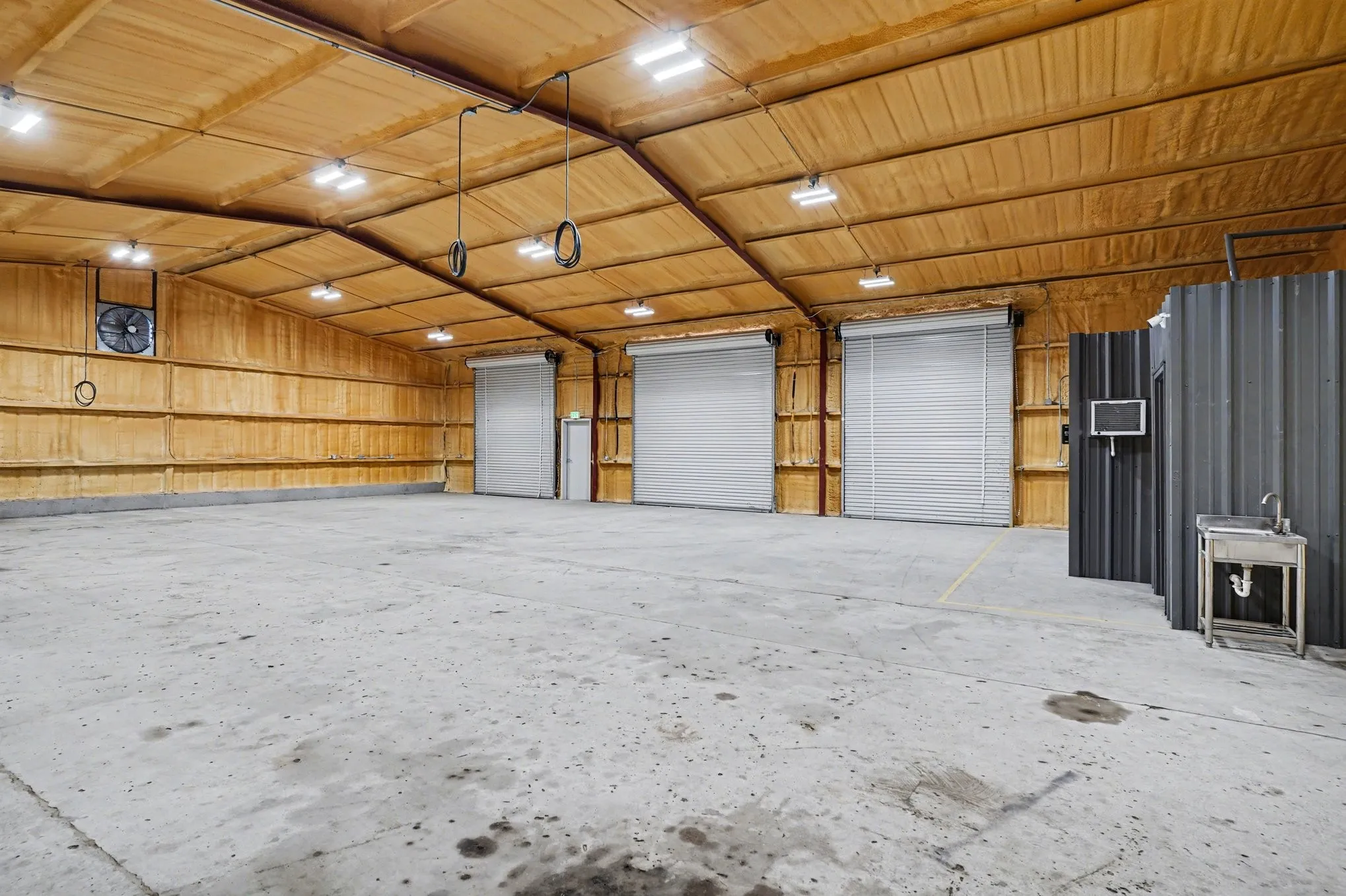 Business For Sale in Bosque County , 102 Short Street, Meridian, Texas 76665, 0, 0, Garage spaces, 0 Sqft, built in 2023, mls#21188351, Real Estate Agent in Meridian, Homes For Sale in Bosque county, Homes For Sale in Meridian, Realtor in Meridian Texas, Real Estate Brokerage Independent Realty Texas, Luminita Cordes Realtor