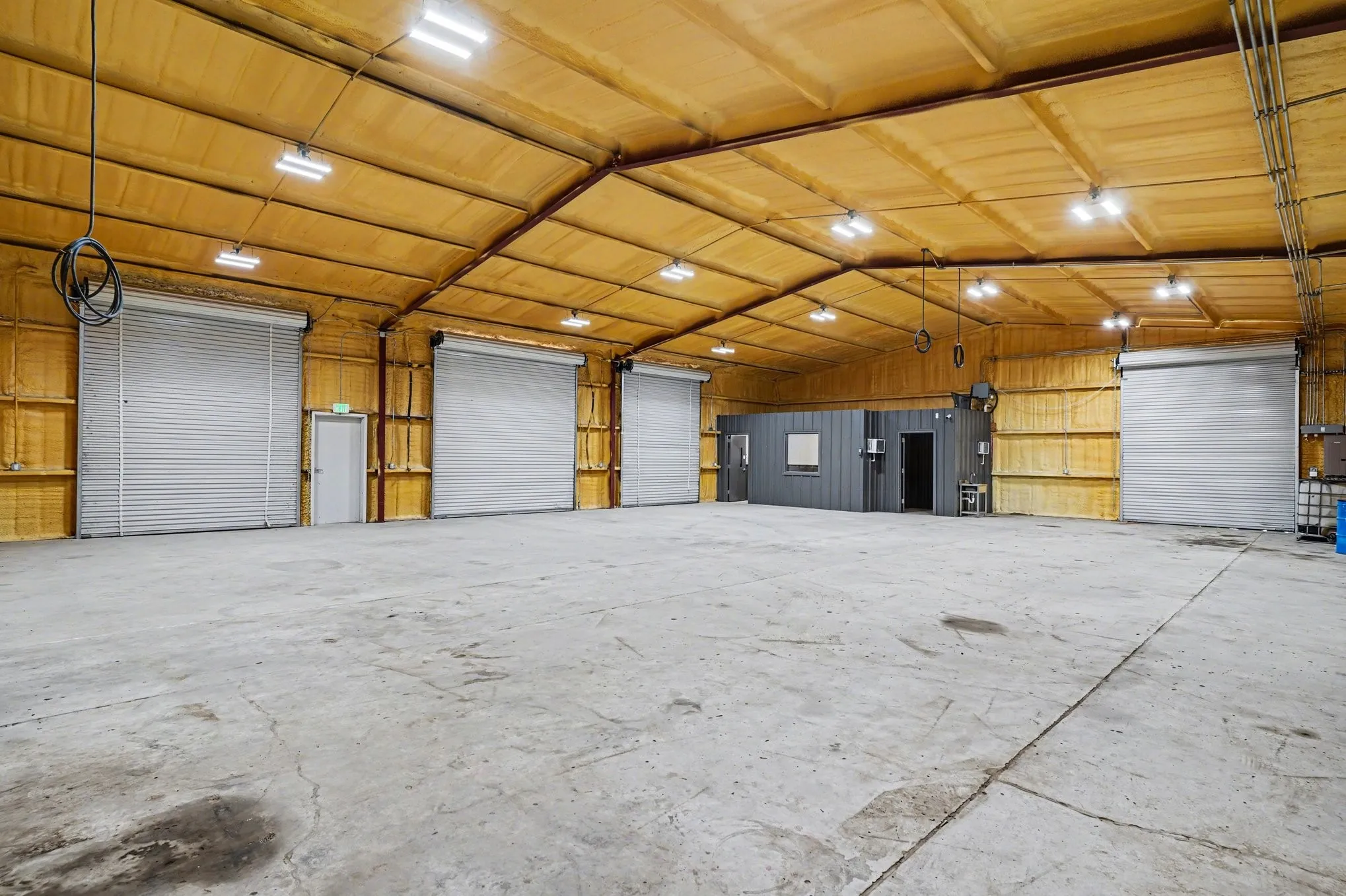 Business For Sale in Bosque County , 102 Short Street, Meridian, Texas 76665, 0, 0, Garage spaces, 0 Sqft, built in 2023, mls#21188351, Real Estate Agent in Meridian, Homes For Sale in Bosque county, Homes For Sale in Meridian, Realtor in Meridian Texas, Real Estate Brokerage Independent Realty Texas, Luminita Cordes Realtor