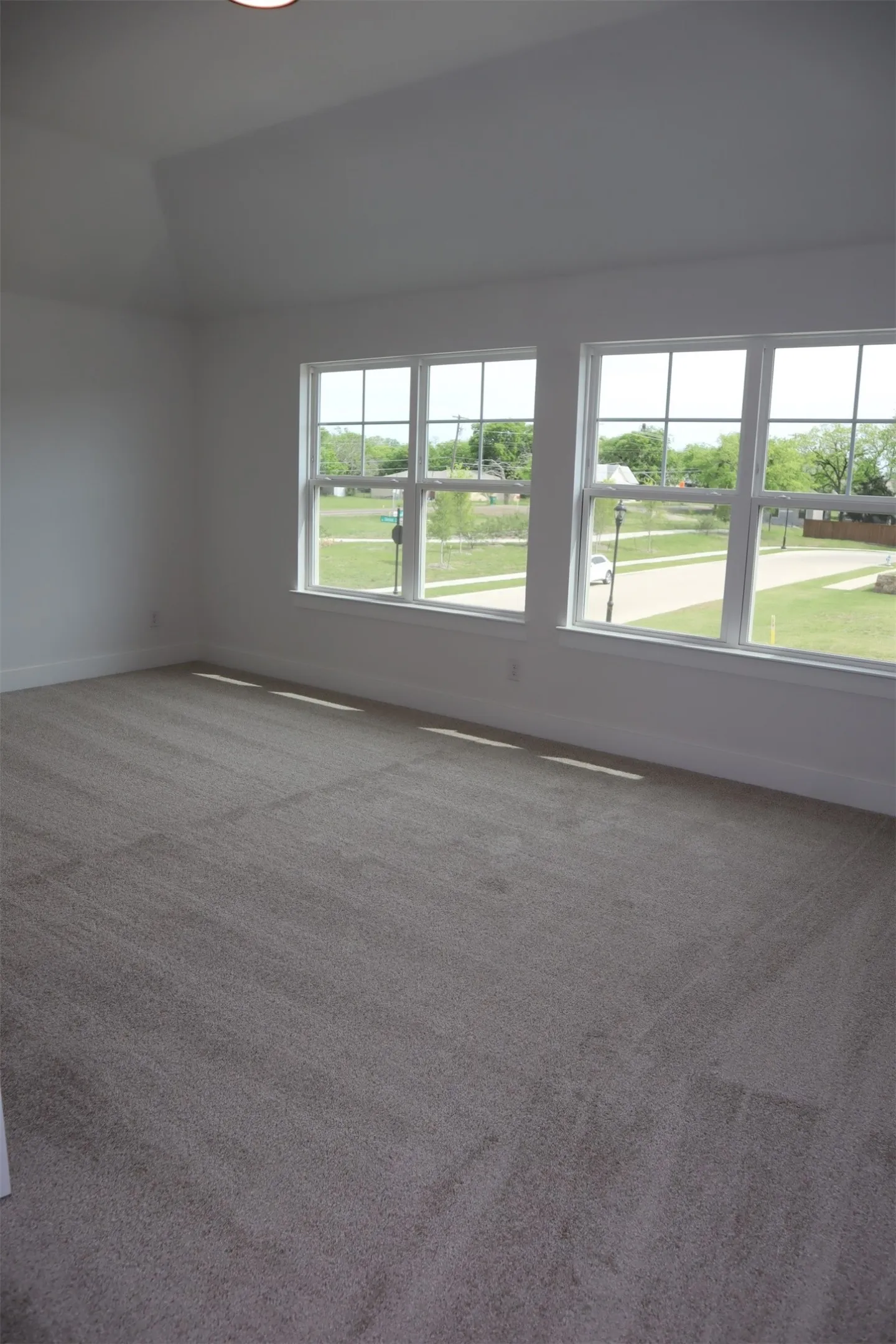 Single Family Residence For Rent in Collin County , 205 Chestnut, Celina, Texas 75009, 3 Bedroom, 3 Bathroom, 2 Garage spaces, 2,426 Sqft, built in 2025, New Construction - Complete, mls#21188408, Real Estate Agent in Celina, Homes For Rent in Collin county, Homes For Rent in Celina, Realtor in Celina Texas, Real Estate Brokerage Independent Realty Texas, Luminita Cordes Realtor