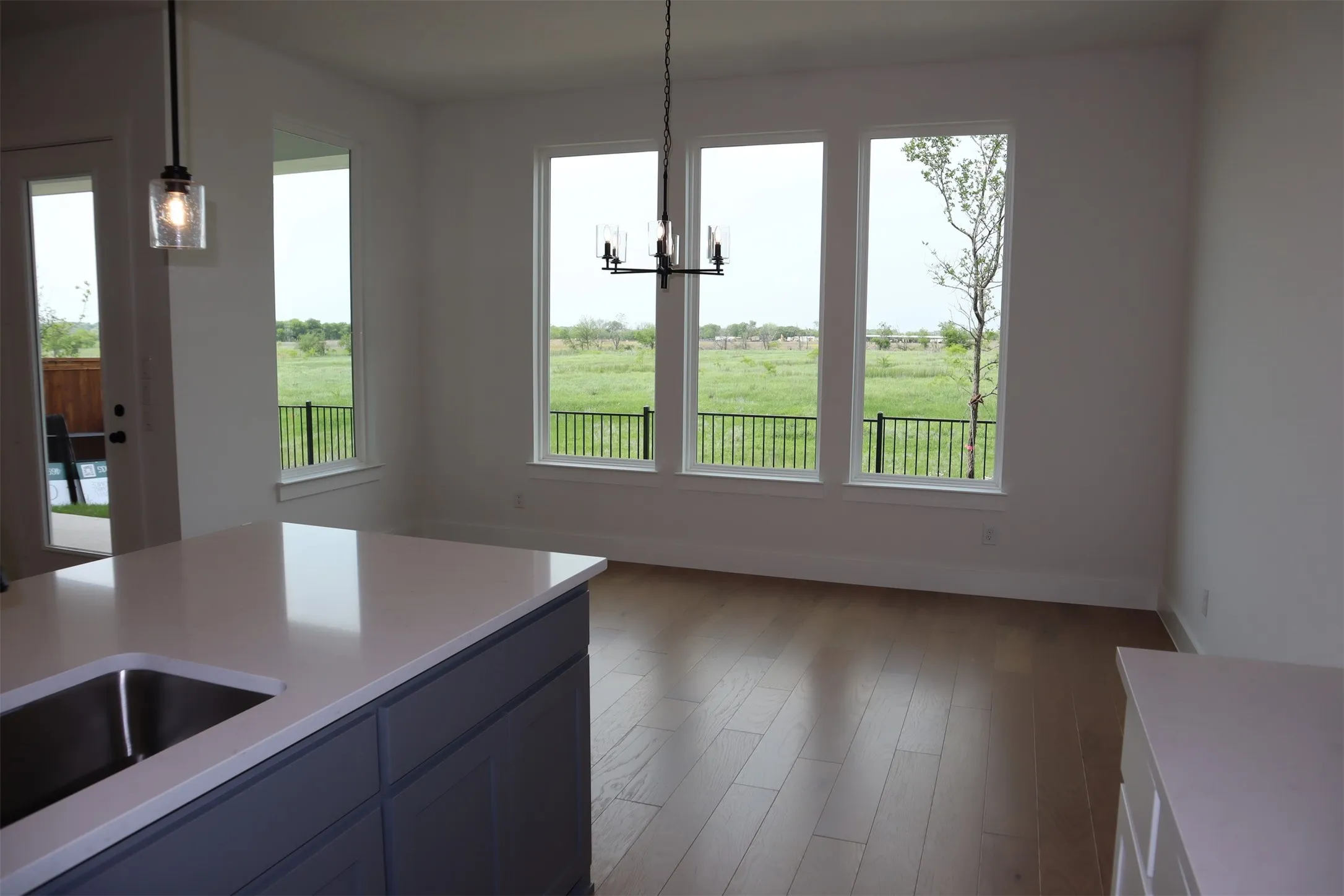 Single Family Residence For Rent in Collin County , 205 Chestnut, Celina, Texas 75009, 3 Bedroom, 3 Bathroom, 2 Garage spaces, 2,426 Sqft, built in 2025, New Construction - Complete, mls#21188408, Real Estate Agent in Celina, Homes For Rent in Collin county, Homes For Rent in Celina, Realtor in Celina Texas, Real Estate Brokerage Independent Realty Texas, Luminita Cordes Realtor