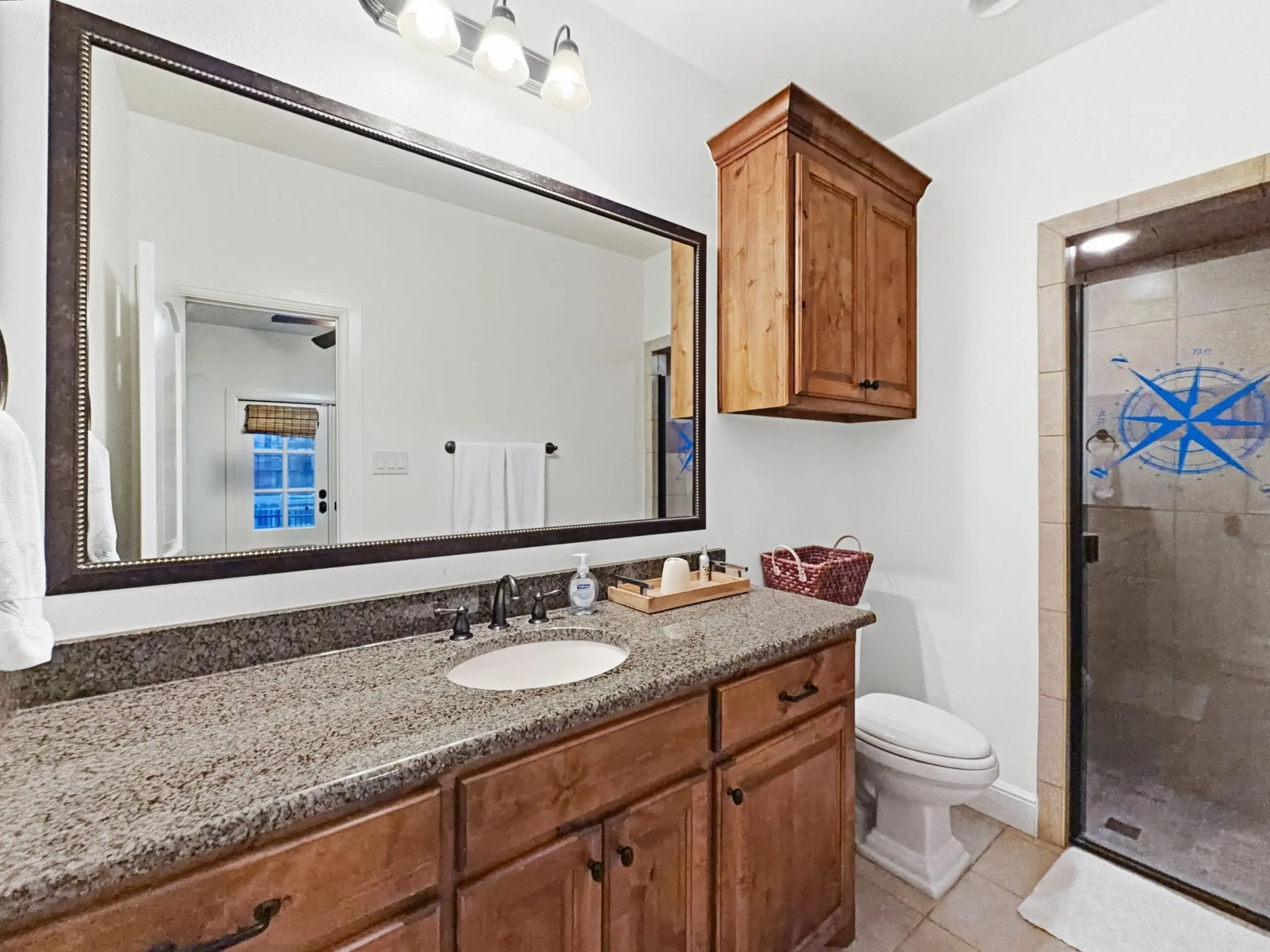 Townhouse For Sale in Palo Pinto County , 3003 Shoreside Point, Graford, Texas 76449, 4 Bedroom, 5 Bathroom, 2 Garage spaces, 2,590 Sqft, built in 2011, Preowned, mls#21186027, Real Estate Agent in Graford, Homes For Sale in Palo Pinto county, Homes For Sale in Graford, Realtor in Graford Texas, Real Estate Brokerage Independent Realty Texas, Luminita Cordes Realtor