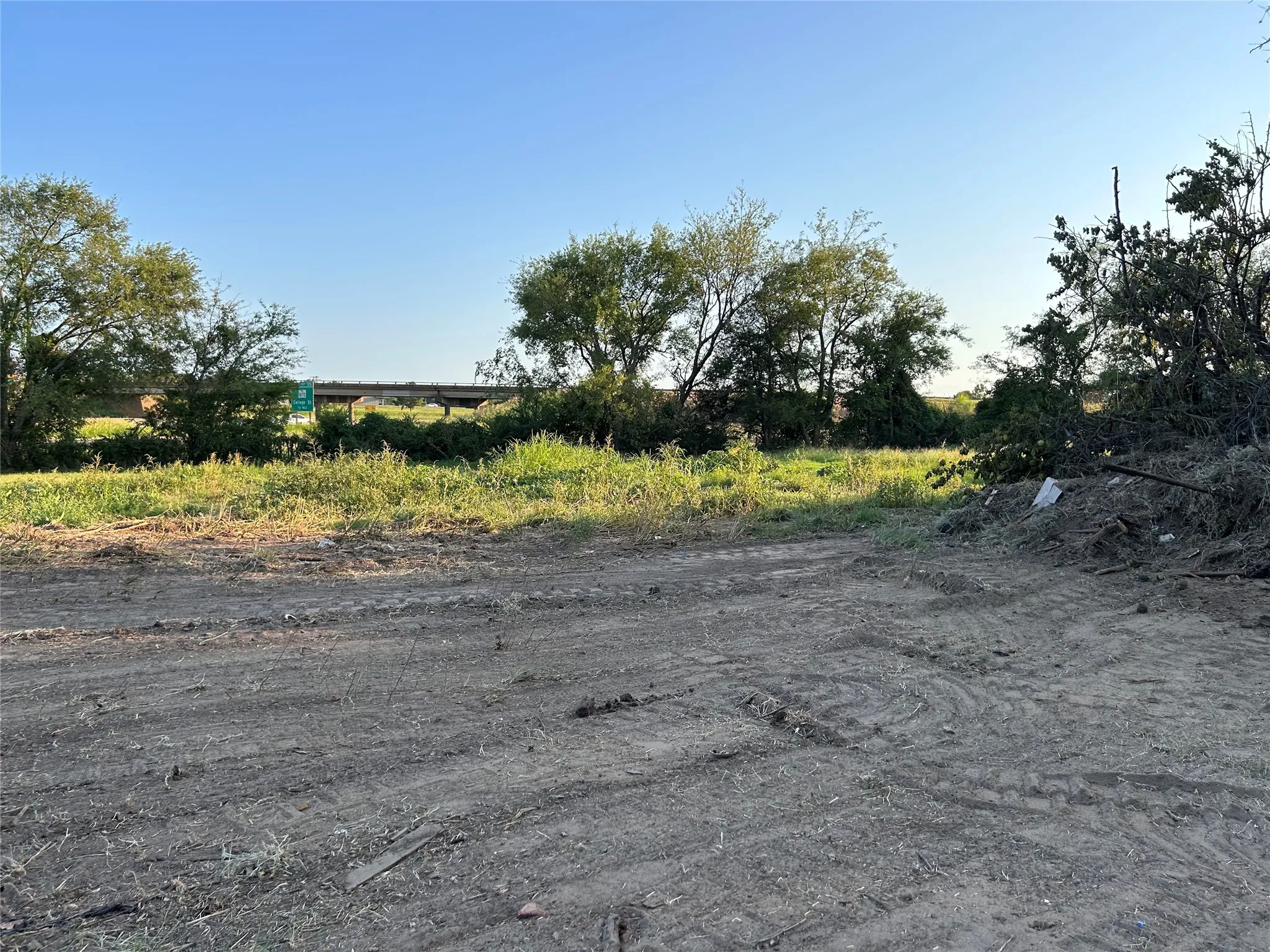 Unimproved Land For Sale in Hopkins County , 1330 Jefferson Street, Sulphur Springs, Texas 75482, 0, 0, Garage spaces, 0 Sqft, built in 1946, mls#21187466, Real Estate Agent in Sulphur Springs, Homes For Sale in Hopkins county, Homes For Sale in Sulphur Springs, Realtor in Sulphur Springs Texas, Real Estate Brokerage Independent Realty Texas, Luminita Cordes Realtor