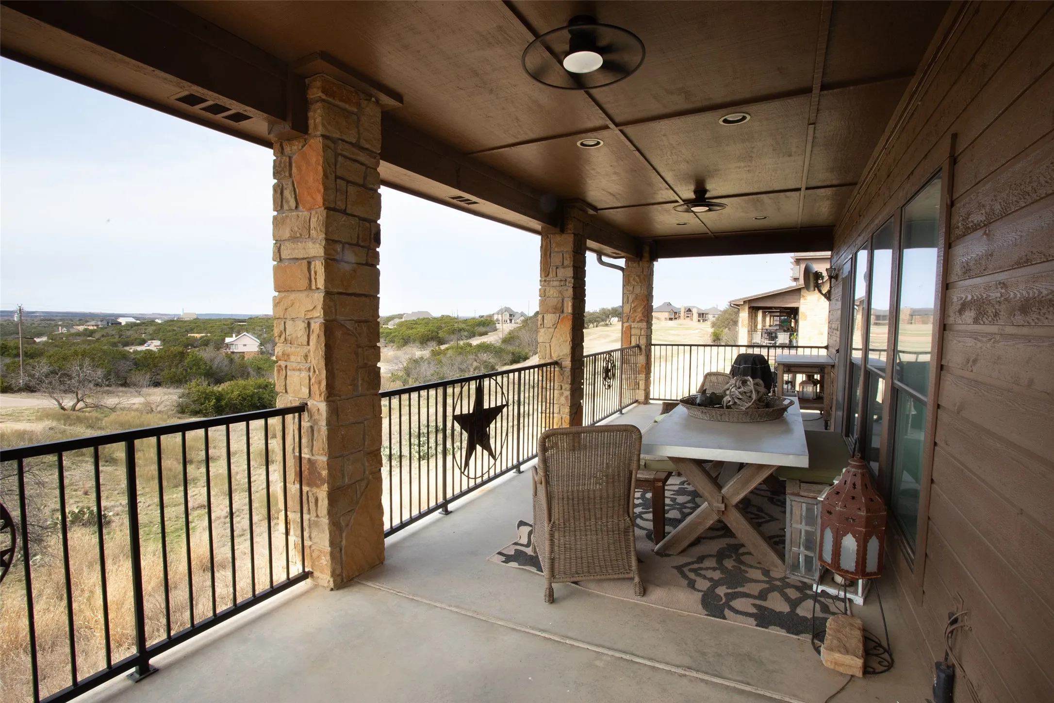 Condominium For Sale in Palo Pinto County , 1204 Eagle Point, Graford, Texas 76449, 3 Bedroom, 3 Bathroom, 1 Garage spaces, 2,061 Sqft, built in 2007, mls#21185475, Real Estate Agent in Graford, Homes For Sale in Palo Pinto county, Homes For Sale in Graford, Realtor in Graford Texas, Real Estate Brokerage Independent Realty Texas, Luminita Cordes Realtor
