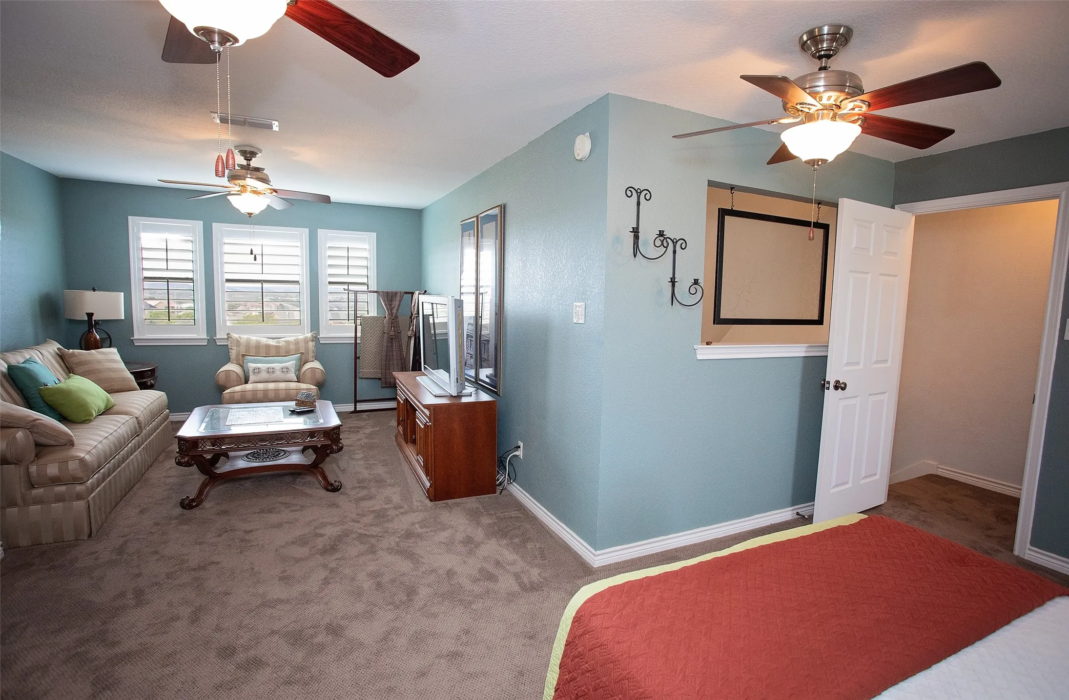 Condominium For Sale in Palo Pinto County , 1204 Eagle Point, Graford, Texas 76449, 3 Bedroom, 3 Bathroom, 1 Garage spaces, 2,061 Sqft, built in 2007, mls#21185475, Real Estate Agent in Graford, Homes For Sale in Palo Pinto county, Homes For Sale in Graford, Realtor in Graford Texas, Real Estate Brokerage Independent Realty Texas, Luminita Cordes Realtor