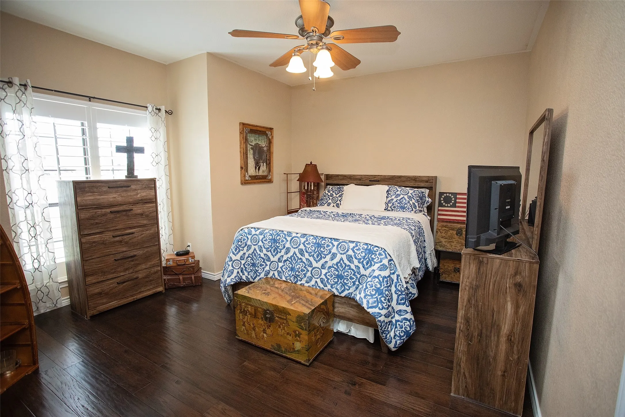Condominium For Sale in Palo Pinto County , 1204 Eagle Point, Graford, Texas 76449, 3 Bedroom, 3 Bathroom, 1 Garage spaces, 2,061 Sqft, built in 2007, mls#21185475, Real Estate Agent in Graford, Homes For Sale in Palo Pinto county, Homes For Sale in Graford, Realtor in Graford Texas, Real Estate Brokerage Independent Realty Texas, Luminita Cordes Realtor