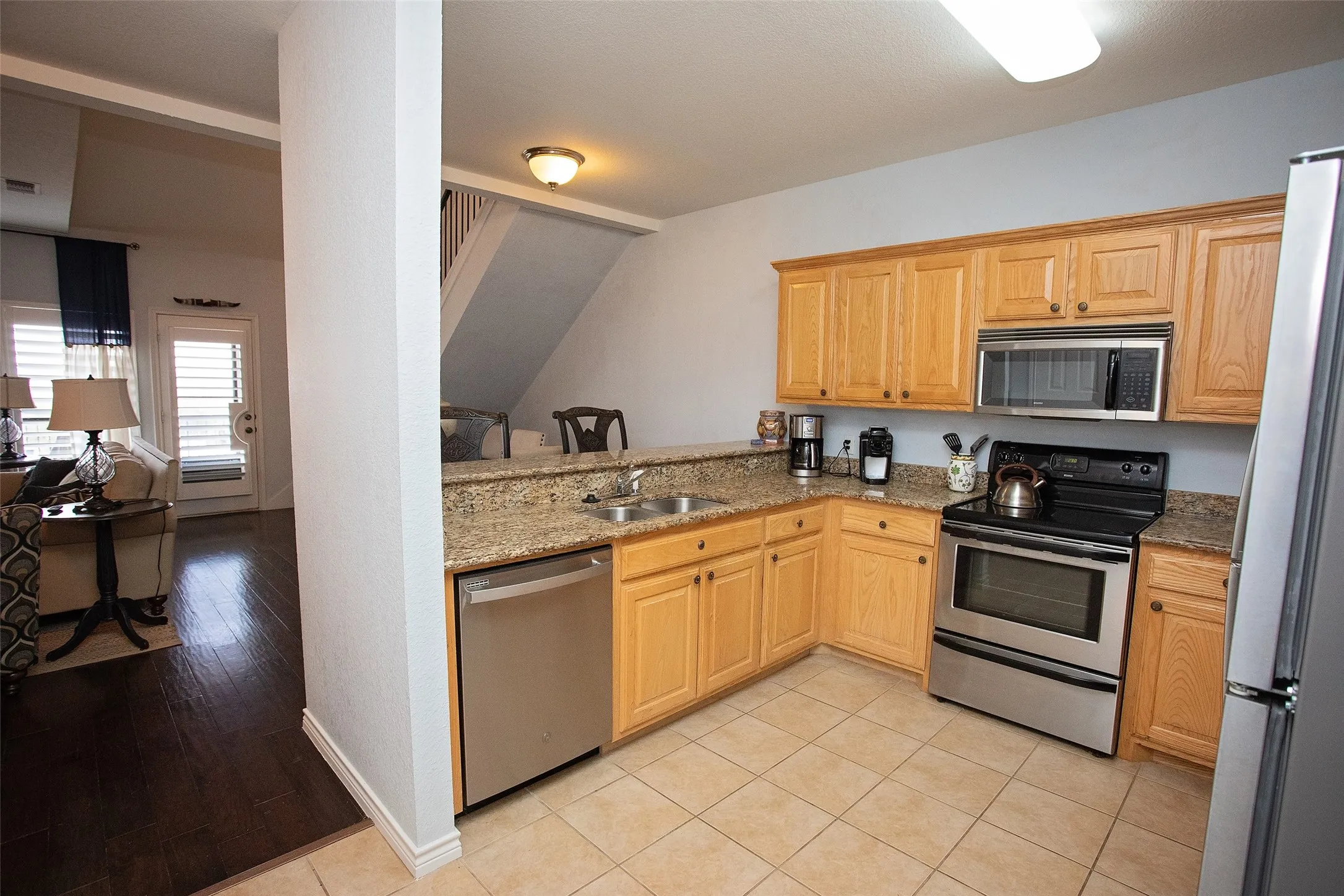 Condominium For Sale in Palo Pinto County , 1204 Eagle Point, Graford, Texas 76449, 3 Bedroom, 3 Bathroom, 1 Garage spaces, 2,061 Sqft, built in 2007, mls#21185475, Real Estate Agent in Graford, Homes For Sale in Palo Pinto county, Homes For Sale in Graford, Realtor in Graford Texas, Real Estate Brokerage Independent Realty Texas, Luminita Cordes Realtor