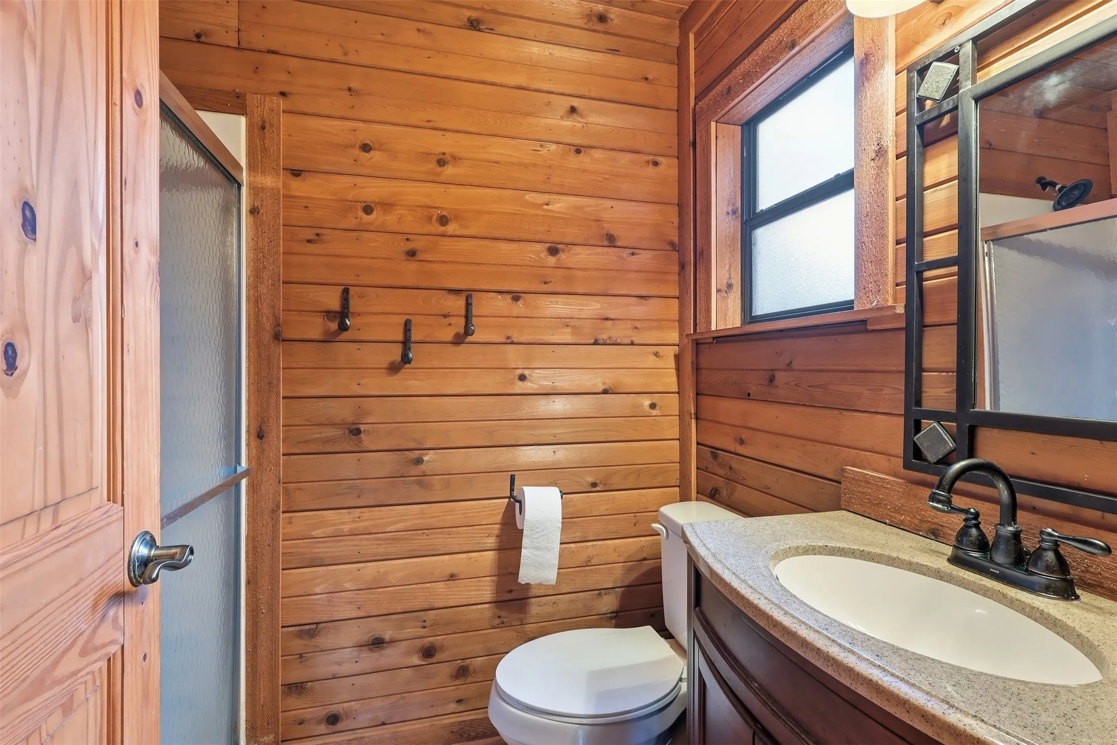 Single Family Residence For Sale in Wood County , 2360 County Road 4660, Winnsboro, Texas 75494, 2 Bedroom, 2 Bathroom, Garage spaces, 1,895 Sqft, built in 1997, Preowned, Price $435,000, mls#21187429, Real Estate Agent in Winnsboro, Homes For Sale in Wood county, Homes For Sale in Winnsboro, Realtor in Winnsboro Texas, Real Estate Brokerage Independent Realty Texas, Luminita Cordes Realtor