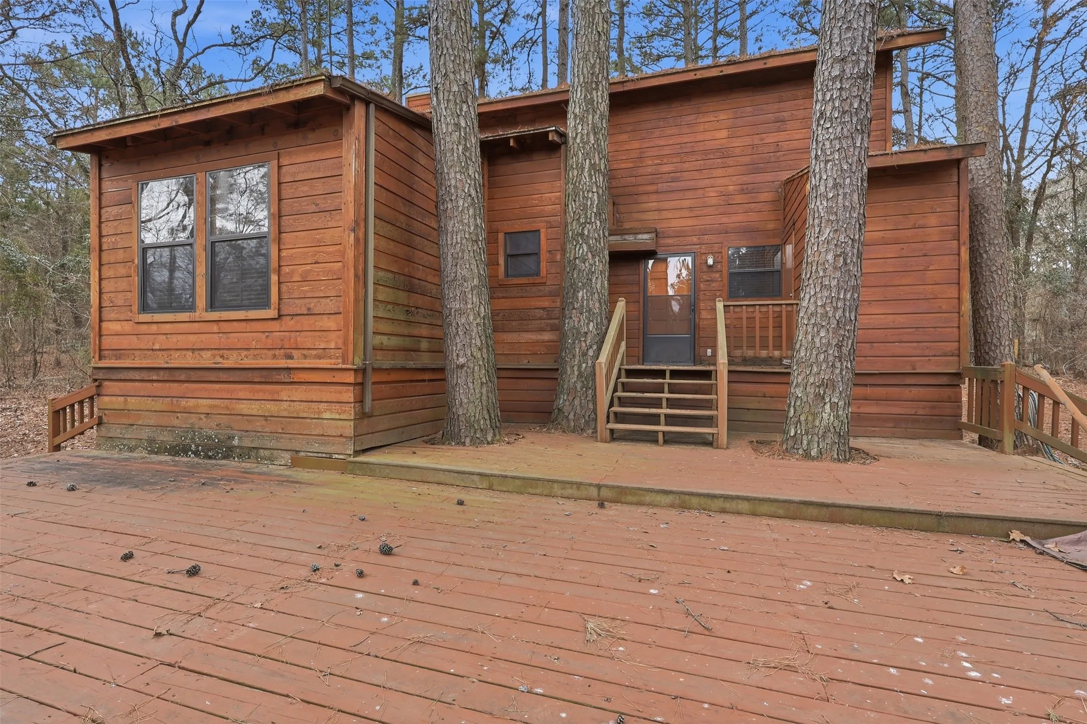 Single Family Residence For Sale in Wood County , 2360 County Road 4660, Winnsboro, Texas 75494, 2 Bedroom, 2 Bathroom, Garage spaces, 1,895 Sqft, built in 1997, Preowned, Price $435,000, mls#21187429, Real Estate Agent in Winnsboro, Homes For Sale in Wood county, Homes For Sale in Winnsboro, Realtor in Winnsboro Texas, Real Estate Brokerage Independent Realty Texas, Luminita Cordes Realtor