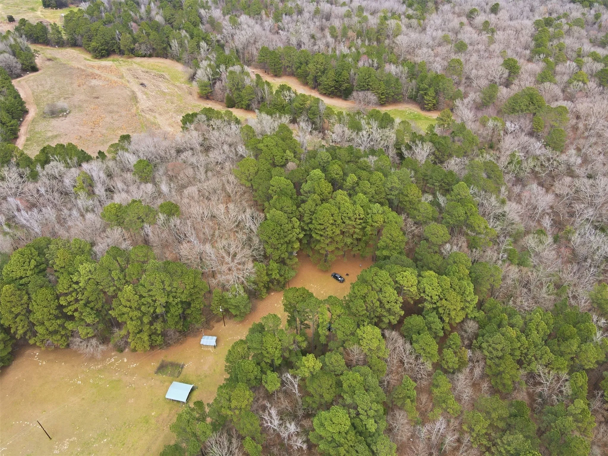 Single Family Residence For Sale in Wood County , 2360 County Road 4660, Winnsboro, Texas 75494, 2 Bedroom, 2 Bathroom, Garage spaces, 1,895 Sqft, built in 1997, Preowned, Price $435,000, mls#21187429, Real Estate Agent in Winnsboro, Homes For Sale in Wood county, Homes For Sale in Winnsboro, Realtor in Winnsboro Texas, Real Estate Brokerage Independent Realty Texas, Luminita Cordes Realtor