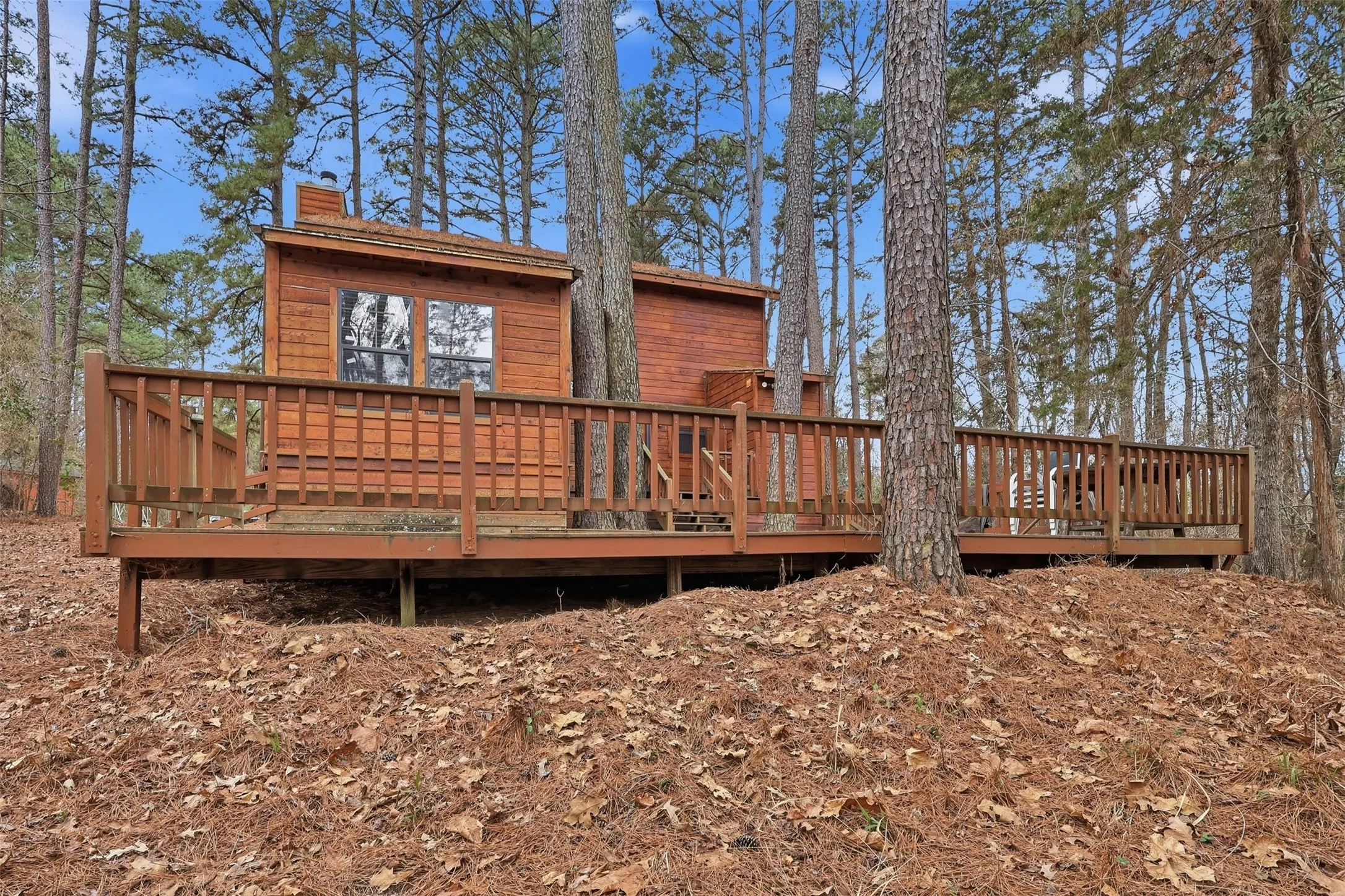 Single Family Residence For Sale in Wood County , 2360 County Road 4660, Winnsboro, Texas 75494, 2 Bedroom, 2 Bathroom, Garage spaces, 1,895 Sqft, built in 1997, Preowned, Price $435,000, mls#21187429, Real Estate Agent in Winnsboro, Homes For Sale in Wood county, Homes For Sale in Winnsboro, Realtor in Winnsboro Texas, Real Estate Brokerage Independent Realty Texas, Luminita Cordes Realtor
