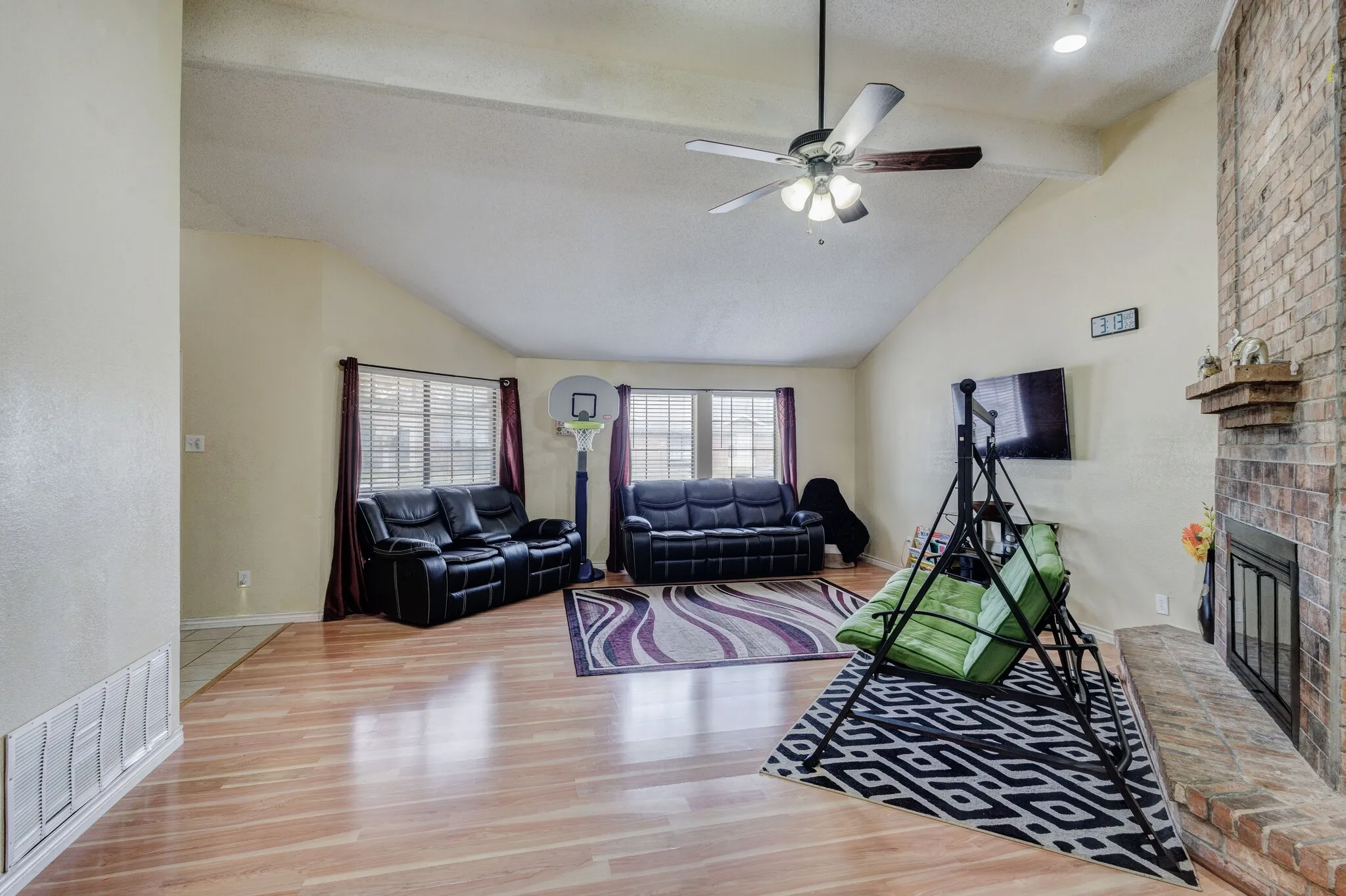 Single Family Residence For Sale in Dallas County , 716 Fieldwood Drive, Mesquite, Texas 75150, 2 Bedroom, 2 Bathroom, Garage spaces, 1,538 Sqft, built in 1983, Price $259,900, mls#21188521, Real Estate Agent in Mesquite, Homes For Sale in Dallas county, Homes For Sale in Mesquite, Realtor in Mesquite Texas, Real Estate Brokerage Independent Realty Texas, Luminita Cordes Realtor