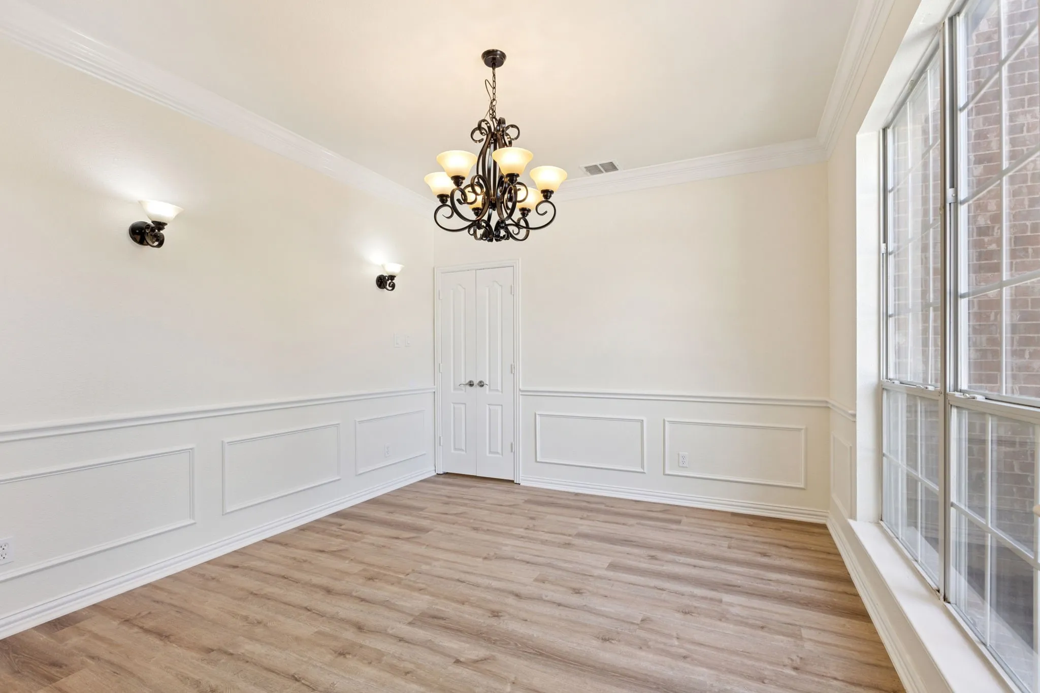 View of the dining room from the entry