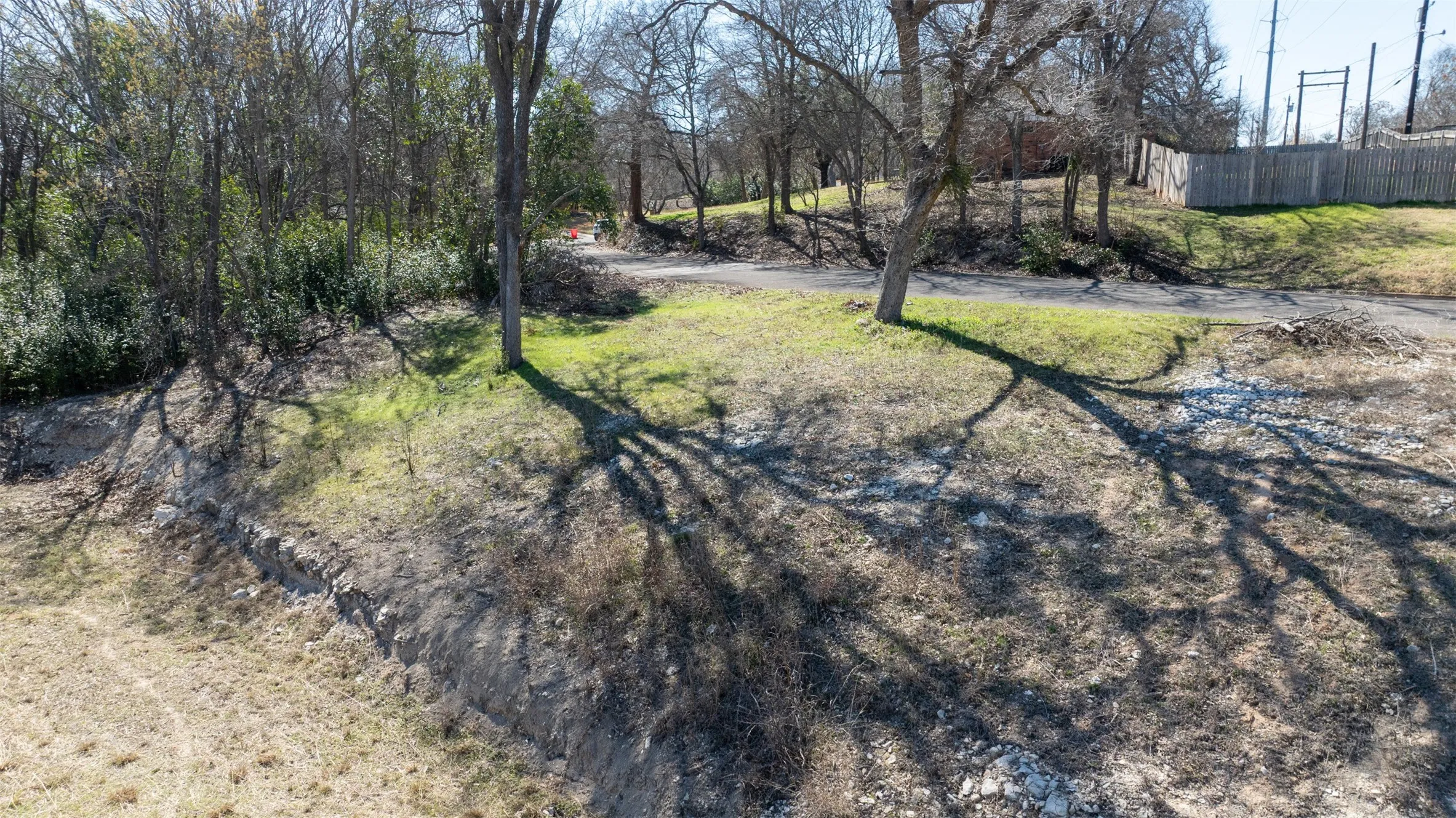 Unimproved Land For Sale in Mc Lennan County , 1141 Redondo Drive, Woodway, Texas 76712, 0, 0, Garage spaces, 0 Sqft, built in 0, Price $50,000, mls#21188567, Real Estate Agent in Woodway, Homes For Sale in Mc Lennan county, Homes For Sale in Woodway, Realtor in Woodway Texas, Real Estate Brokerage Independent Realty Texas, Luminita Cordes Realtor