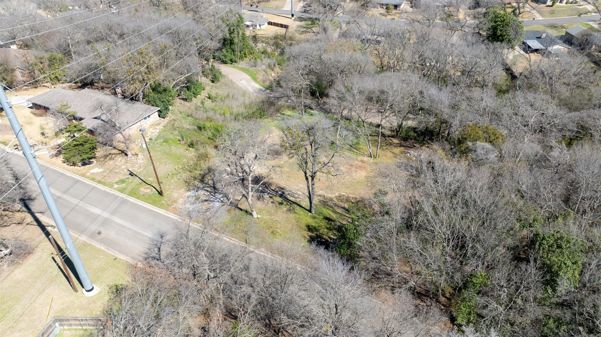 Unimproved Land For Sale in Mc Lennan County , 1141 Redondo Drive, Woodway, Texas 76712, 0, 0, Garage spaces, 0 Sqft, built in 0, Price $50,000, mls#21188567, Real Estate Agent in Woodway, Homes For Sale in Mc Lennan county, Homes For Sale in Woodway, Realtor in Woodway Texas, Real Estate Brokerage Independent Realty Texas, Luminita Cordes Realtor