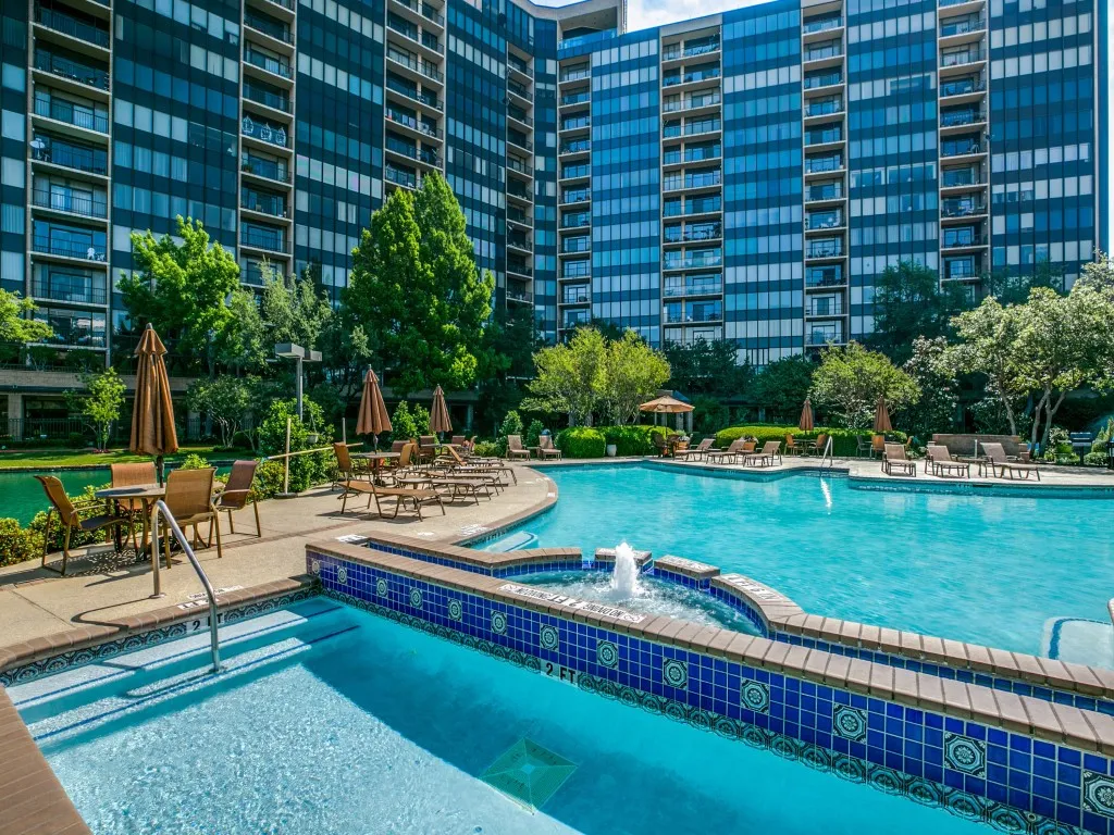 Condominium For Sale in Dallas County , 5200 Keller Springs Road 1126, Dallas, Texas 75248, 2 Bedroom, 2 Bathroom, 1 Garage spaces, 1,685 Sqft, built in 1981, Preowned, Price $449,000, mls#21188581, Real Estate Agent in Dallas, Homes For Sale in Dallas county, Homes For Sale in Dallas, Realtor in Dallas Texas, Real Estate Brokerage Independent Realty Texas, Luminita Cordes Realtor