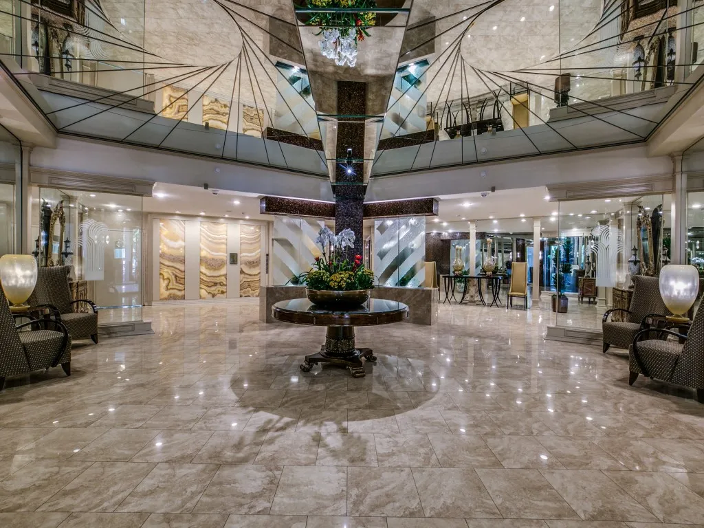 Condominium For Sale in Dallas County , 5200 Keller Springs Road 1126, Dallas, Texas 75248, 2 Bedroom, 2 Bathroom, 1 Garage spaces, 1,685 Sqft, built in 1981, Preowned, Price $449,000, mls#21188581, Real Estate Agent in Dallas, Homes For Sale in Dallas county, Homes For Sale in Dallas, Realtor in Dallas Texas, Real Estate Brokerage Independent Realty Texas, Luminita Cordes Realtor