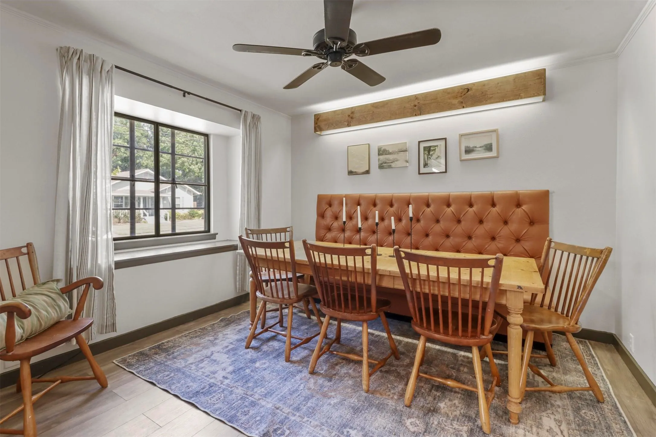 Single Family Residence For Sale in Collin County , 516 N Main Street N, Farmersville, Texas 75442, 4 Bedrooms, 4 Bathrooms, 2 Garage spaces, 3,174 Sqft, built in 1961, Preowned, Price $449,500, mls#21188574, Real Estate Agent in Farmersville, Homes For Sale in Collin county, Homes For Sale in Farmersville, Realtor in Farmersville Texas, Real Estate Brokerage Independent Realty Texas, Luminita Cordes Realtor