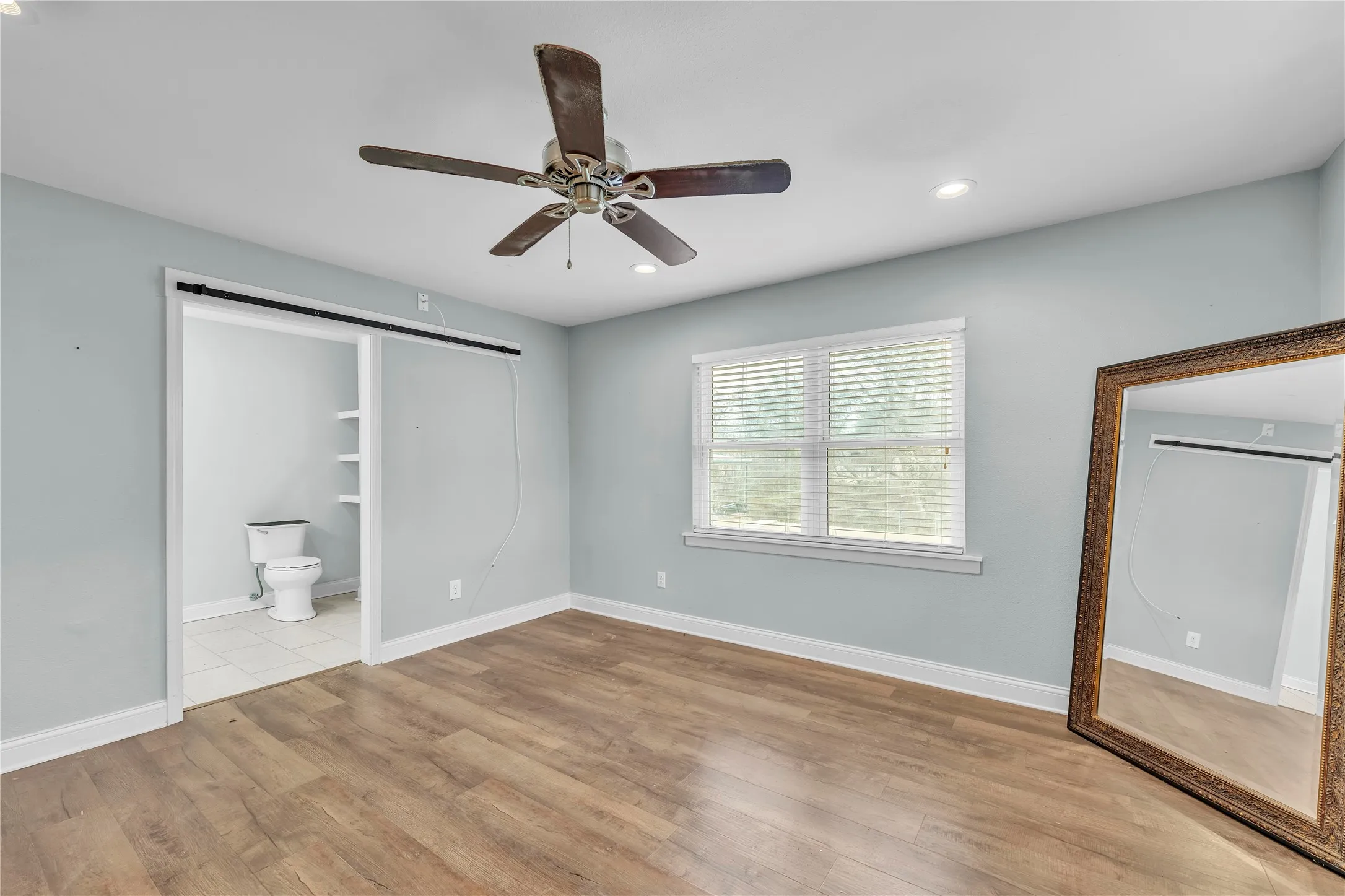 Main Master bedroom