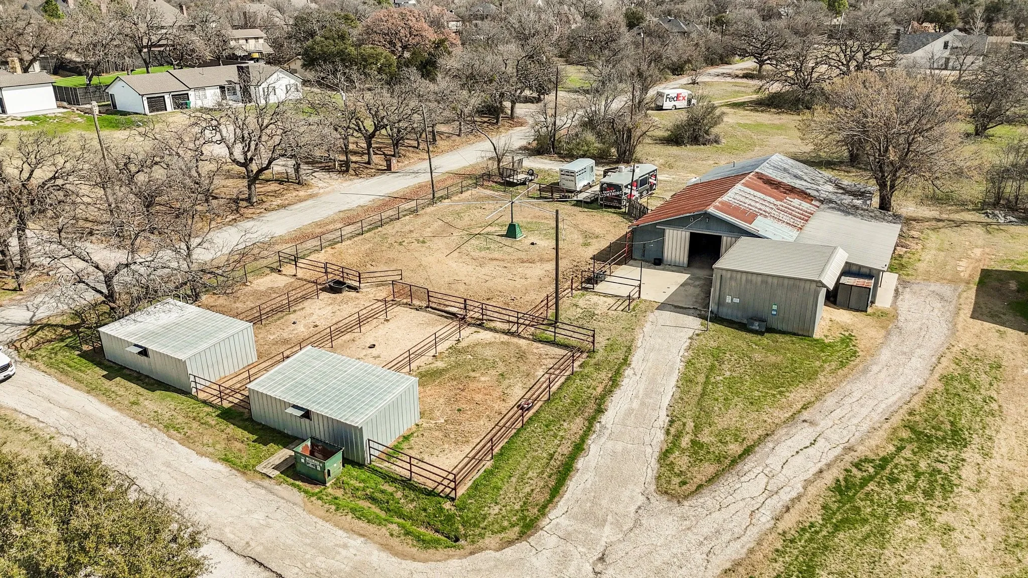 Single Family Residence For Sale in Denton County , 309 Sanders Road, Denton, Texas 76210, 3 Bedroom, 3 Bathroom, Garage spaces, 2,327 Sqft, built in 1989, mls#21187604, Real Estate Agent in Denton, Homes For Sale in Denton county, Homes For Sale in Denton, Realtor in Denton Texas, Real Estate Brokerage Independent Realty Texas, Luminita Cordes Realtor