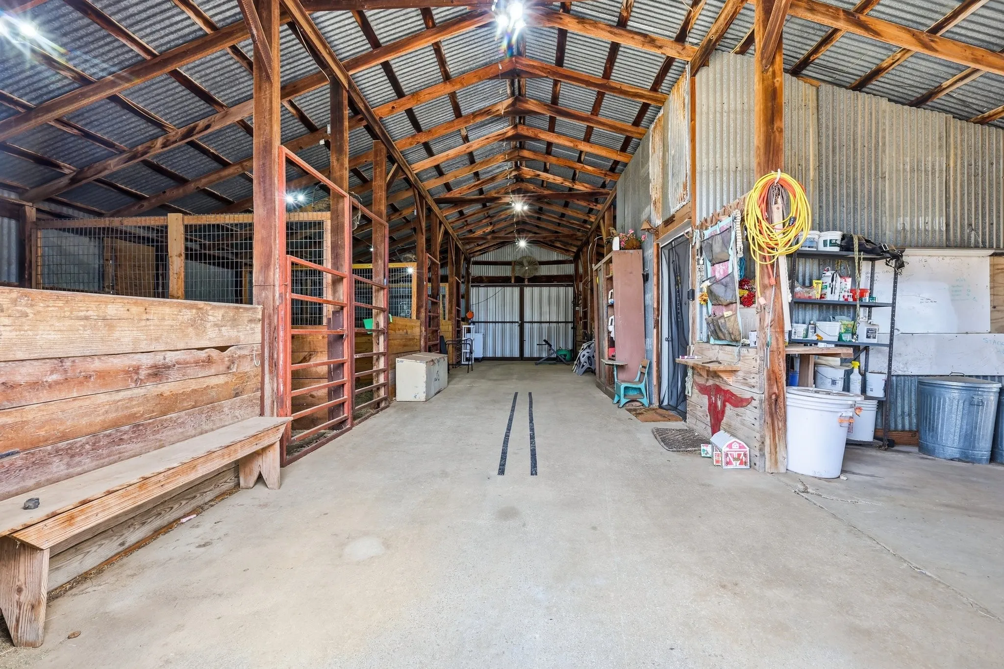Single Family Residence For Sale in Denton County , 309 Sanders Road, Denton, Texas 76210, 3 Bedroom, 3 Bathroom, Garage spaces, 2,327 Sqft, built in 1989, mls#21187604, Real Estate Agent in Denton, Homes For Sale in Denton county, Homes For Sale in Denton, Realtor in Denton Texas, Real Estate Brokerage Independent Realty Texas, Luminita Cordes Realtor