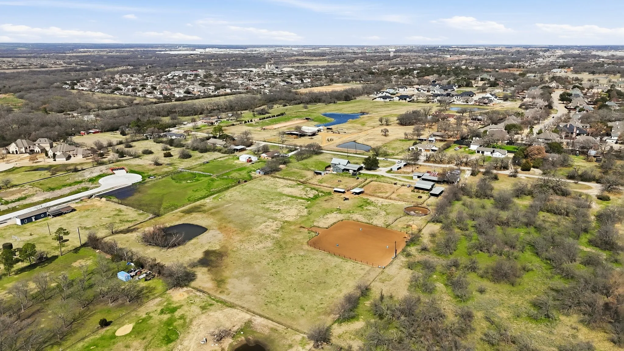 Single Family Residence For Sale in Denton County , 309 Sanders Road, Denton, Texas 76210, 3 Bedroom, 3 Bathroom, Garage spaces, 2,327 Sqft, built in 1989, mls#21187604, Real Estate Agent in Denton, Homes For Sale in Denton county, Homes For Sale in Denton, Realtor in Denton Texas, Real Estate Brokerage Independent Realty Texas, Luminita Cordes Realtor