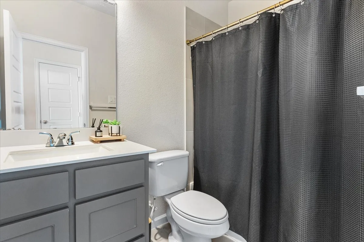 Single Family Residence For Sale in Kaufman County , 2008 Croftbank Street, Forney, Texas 75126, 4 Bedrooms, 3 Bathrooms, 2 Garage spaces, 2,189 Sqft, built in 2022, Price $375,000, mls#21188713, Real Estate Agent in Forney, Homes For Sale in Kaufman county, Homes For Sale in Forney, Realtor in Forney Texas, Real Estate Brokerage Independent Realty Texas, Luminita Cordes Realtor