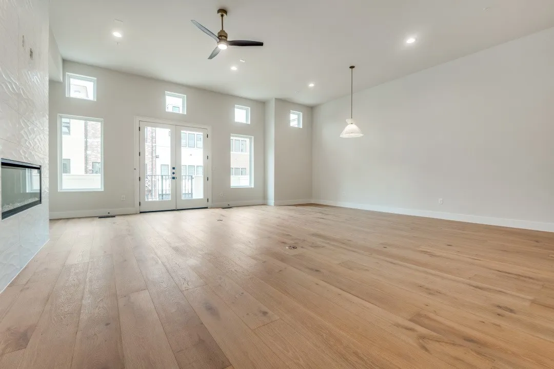 Condominium For Sale in Tarrant County , 250 E Dallas Road 121, Grapevine, Texas 76051, 3 Bedroom, 4 Bathroom, 2 Garage spaces, 3,284 Sqft, built in 2026, New Construction - Incomplete, mls#21186797, Real Estate Agent in Grapevine, Homes For Sale in Tarrant county, Homes For Sale in Grapevine, Realtor in Grapevine Texas, Real Estate Brokerage Independent Realty Texas, Luminita Cordes Realtor