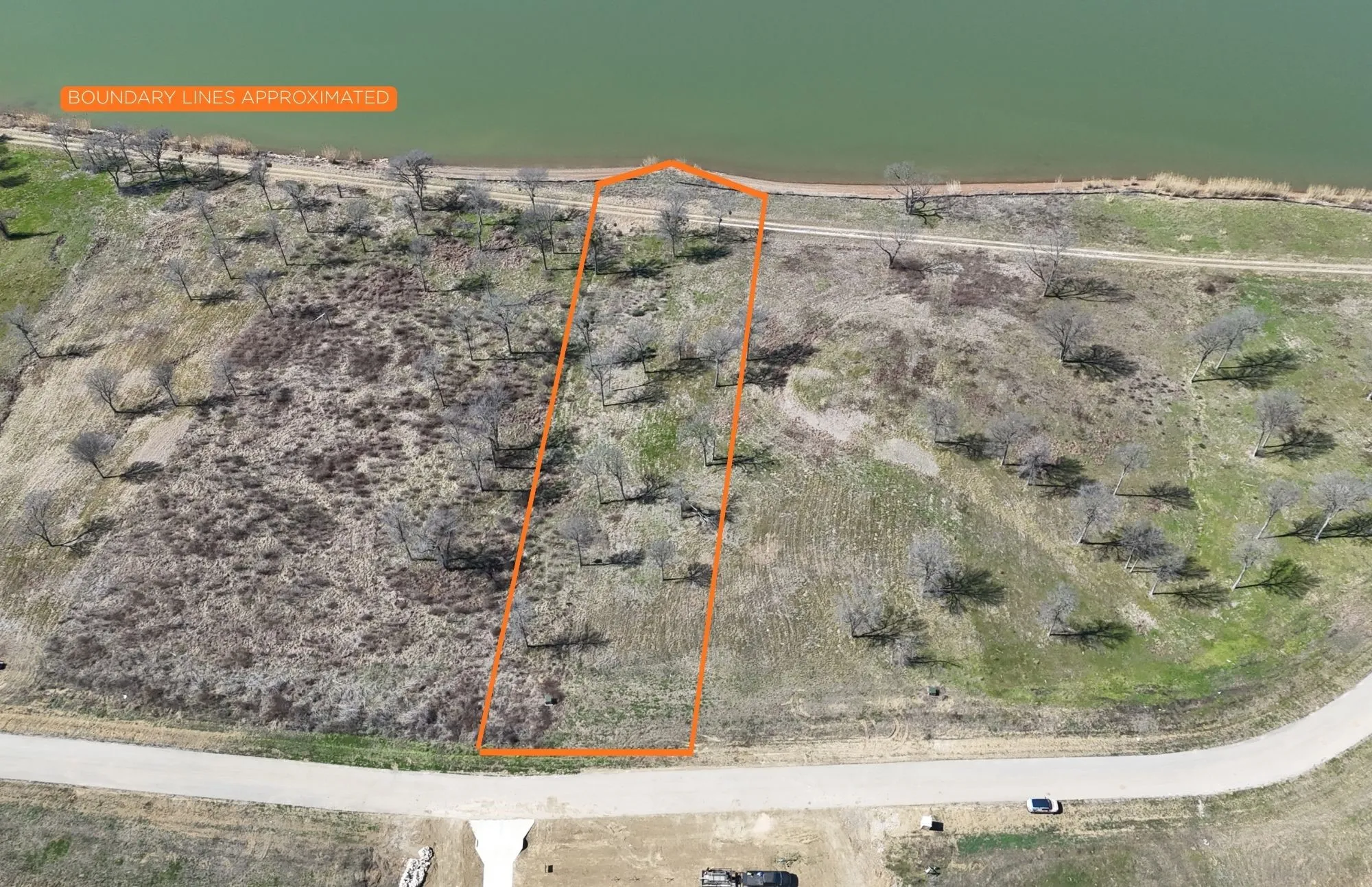 Unimproved Land For Sale in Navarro County , Lot 92 Shoreside Drive, Corsicana, Texas 75109, 0, 0, Garage spaces, 0 Sqft, built in 0, Price $210,000, mls#21188226, Real Estate Agent in Corsicana, Homes For Sale in Navarro county, Homes For Sale in Corsicana, Realtor in Corsicana Texas, Real Estate Brokerage Independent Realty Texas, Luminita Cordes Realtor