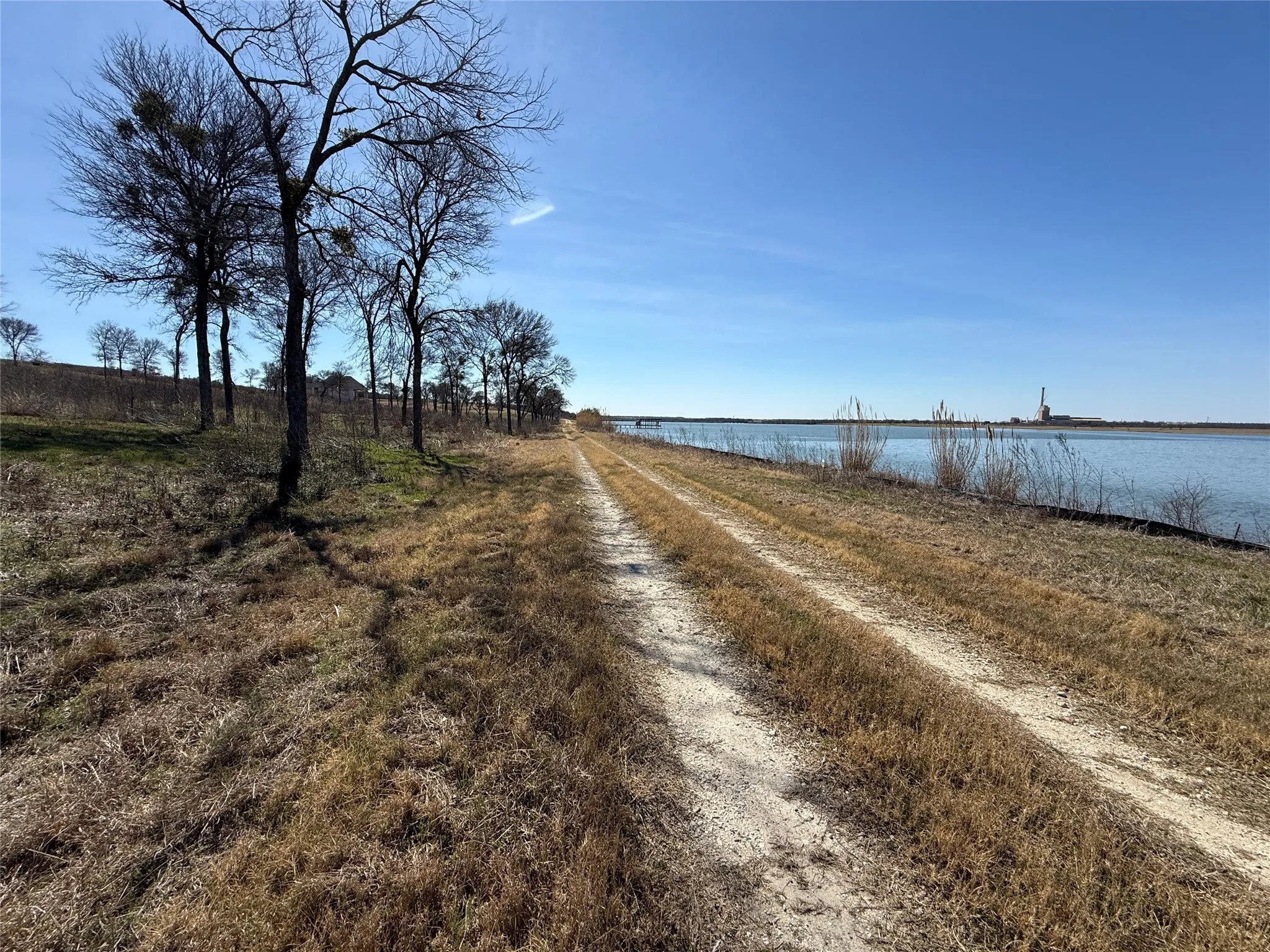 Unimproved Land For Sale in Navarro County , Lot 92 Shoreside Drive, Corsicana, Texas 75109, 0, 0, Garage spaces, 0 Sqft, built in 0, Price $210,000, mls#21188226, Real Estate Agent in Corsicana, Homes For Sale in Navarro county, Homes For Sale in Corsicana, Realtor in Corsicana Texas, Real Estate Brokerage Independent Realty Texas, Luminita Cordes Realtor