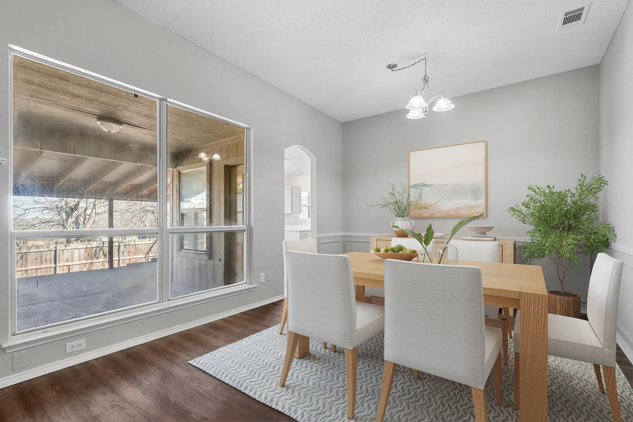 Single Family Residence For Sale in Tarrant County , 1610 Merritt Drive, Mansfield, Texas 76063, 4 Bedrooms, 2 Bathrooms, 2 Garage spaces, 1,724 Sqft, built in 2000, Price $320,000, mls#21188851, Real Estate Agent in Mansfield, Homes For Sale in Tarrant county, Homes For Sale in Mansfield, Realtor in Mansfield Texas, Real Estate Brokerage Independent Realty Texas, Luminita Cordes Realtor
